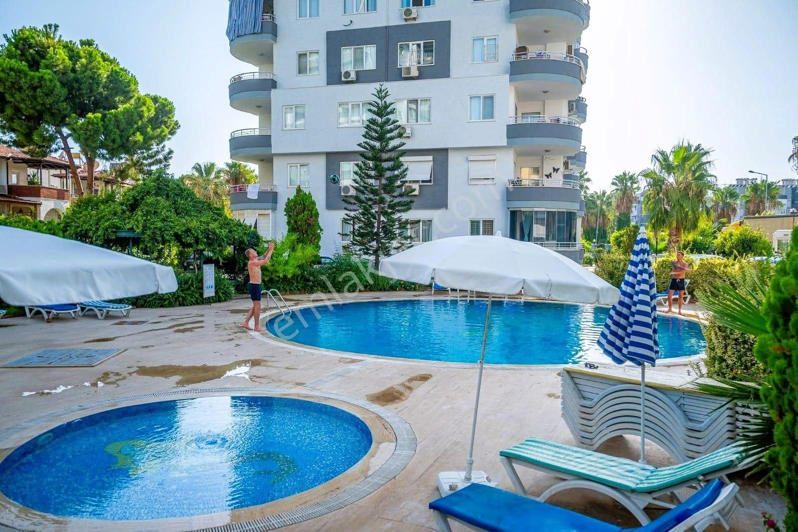 Alanya Tosmur Satılık Daire ALANYATOSMUR 2+1 DENİZE YAKIN DENİZ MANZARALI VE MOBİLYALI DAİRE