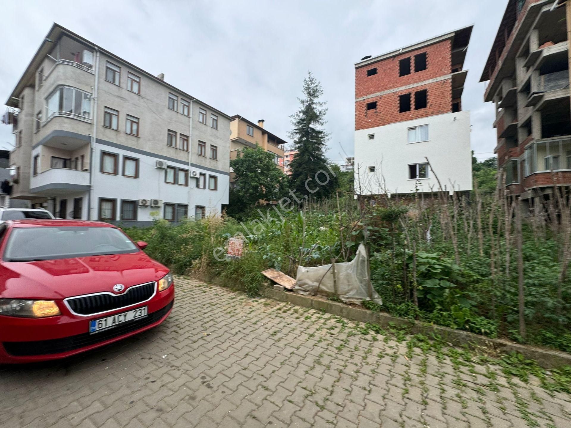 Yomra Kaşüstü Satılık Konut İmarlı  TRABZON KAŞÜSTÜNDE SATILIK ARSA