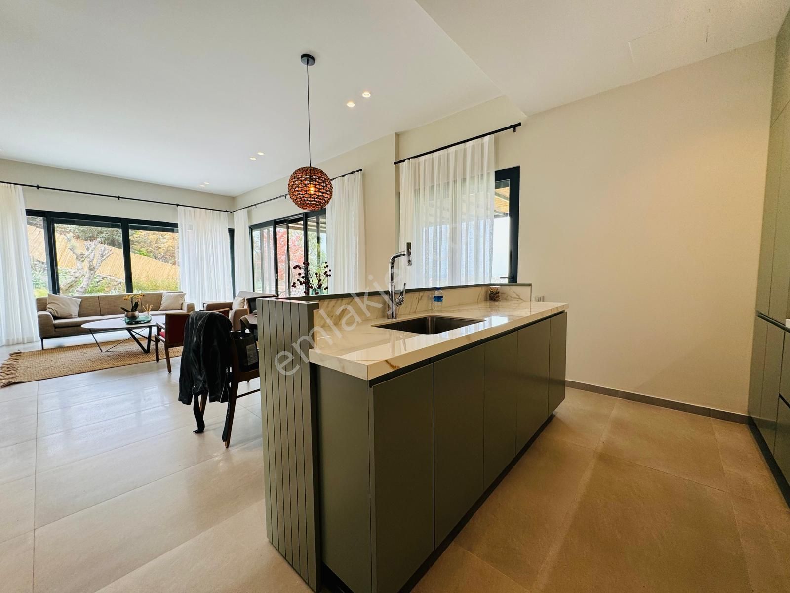 Gümüşlük'te Deniz Manzaralı Tek Katlı 3+1 Dubleks Villalar - Görsel 19