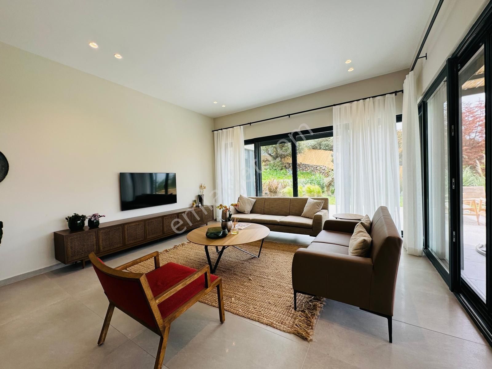 Gümüşlük'te Deniz Manzaralı Tek Katlı 3+1 Dubleks Villalar - Görsel 14