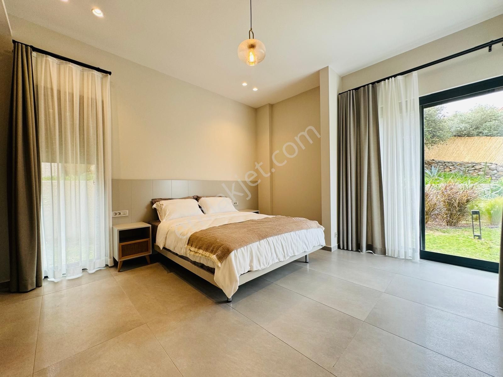 Gümüşlük'te Deniz Manzaralı Tek Katlı 3+1 Dubleks Villalar - Görsel 21