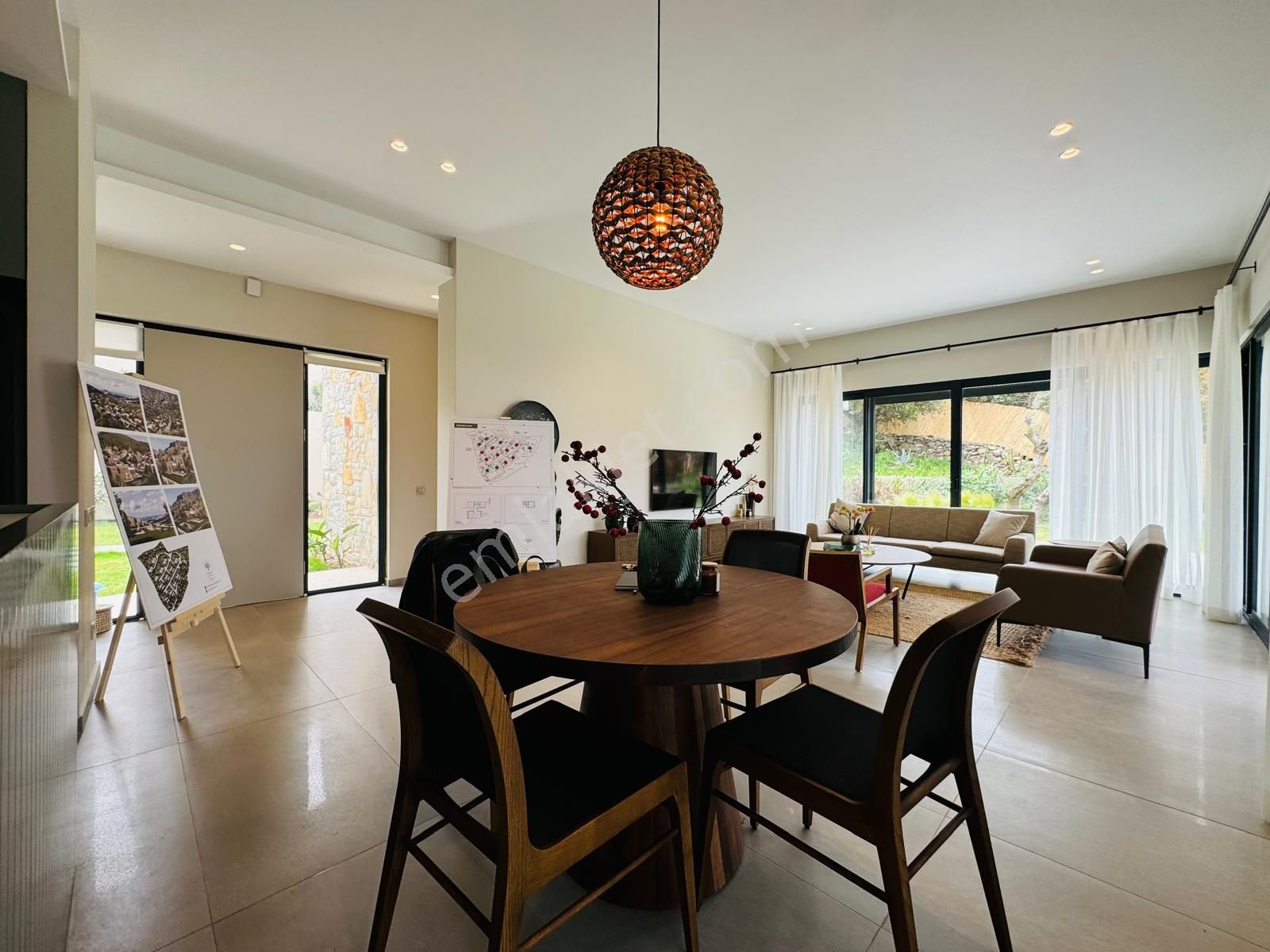 Gümüşlük'te Deniz Manzaralı Tek Katlı 3+1 Dubleks Villalar - Görsel 15