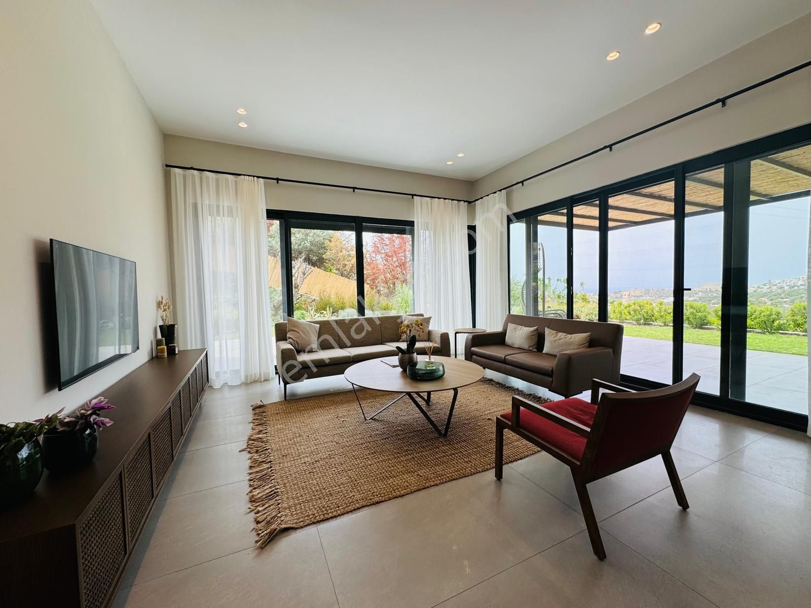 Gümüşlük'te Deniz Manzaralı Tek Katlı 3+1 Dubleks Villalar - Görsel 13