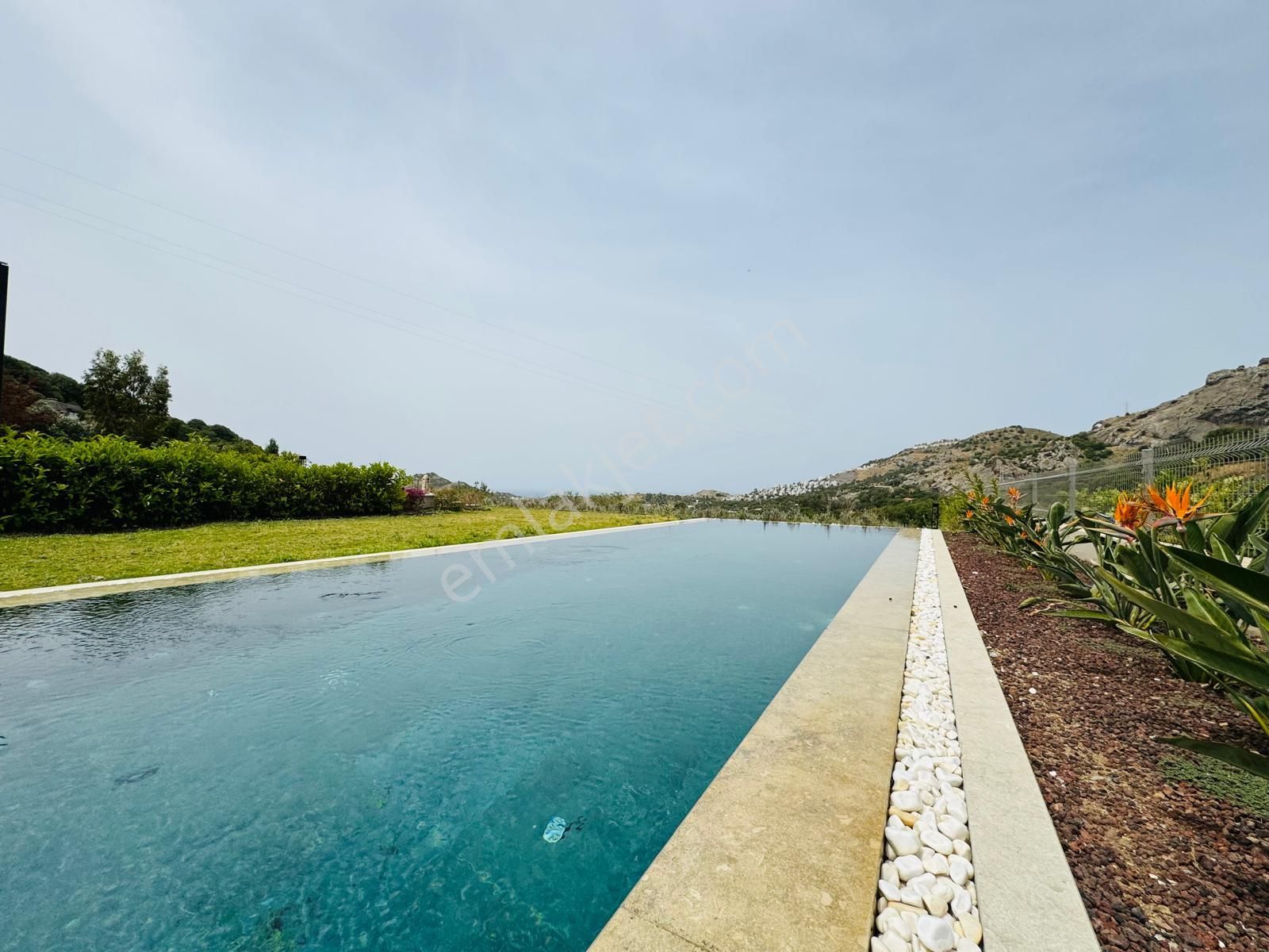 Gümüşlük'te Deniz Manzaralı Tek Katlı 3+1 Dubleks Villalar - Görsel 3