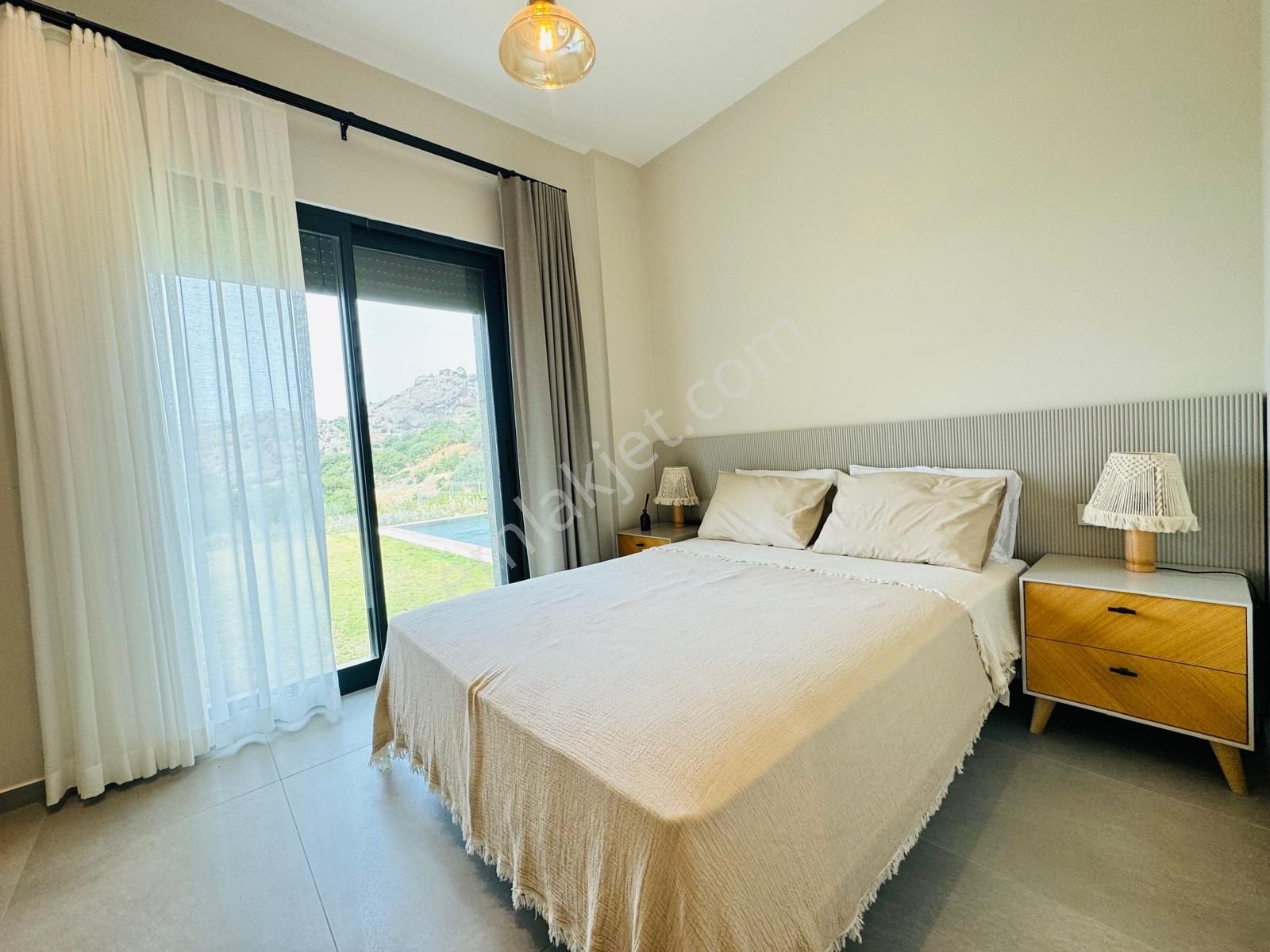 Gümüşlük'te Deniz Manzaralı Tek Katlı 3+1 Dubleks Villalar - Görsel 22