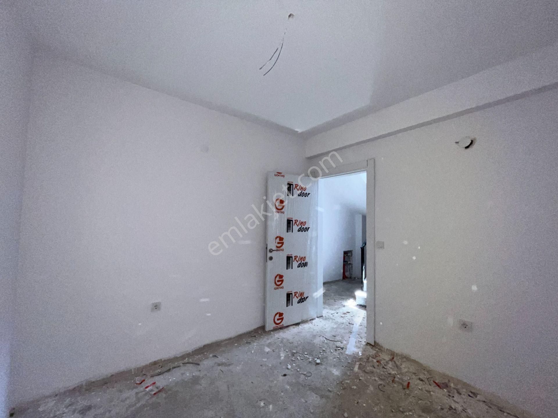 Seferihisar Çevrekent'te 5+1, 180m2 Sıfır Villa - Görsel 15