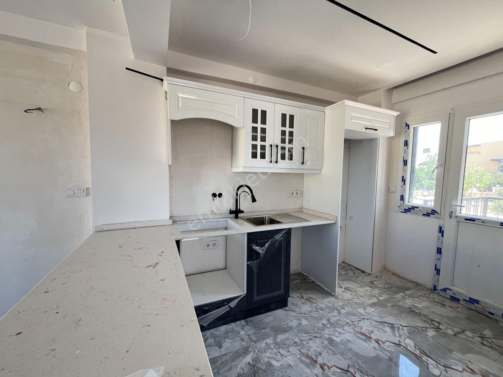 Seferihisar Çevrekent'te 5+1, 180m2 Sıfır Villa - Görsel 6