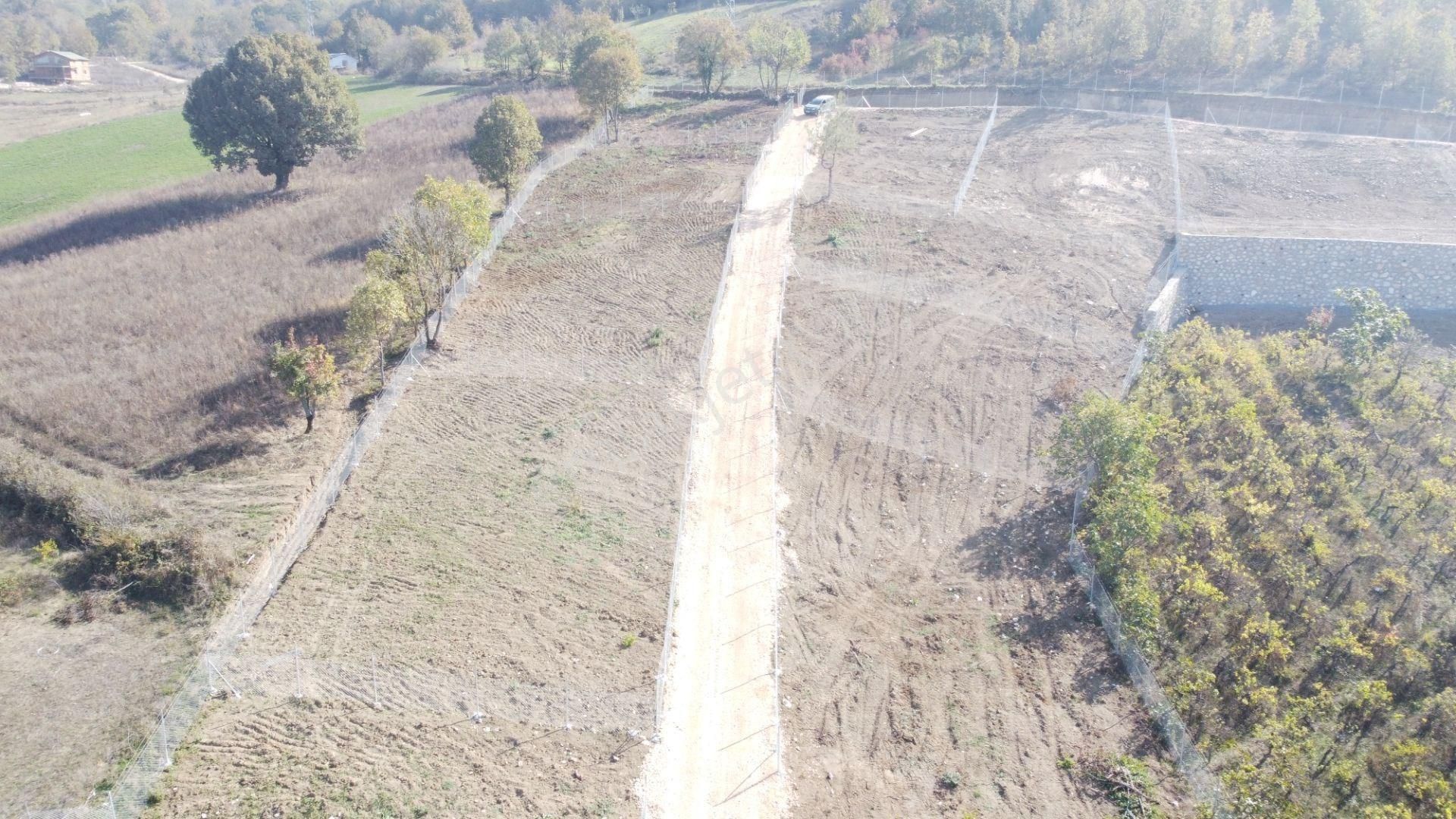 Güngörende Tek Tapu Resmi Yola Cephe Tel Örgüsü Çekili 5 Numara - Görsel 19