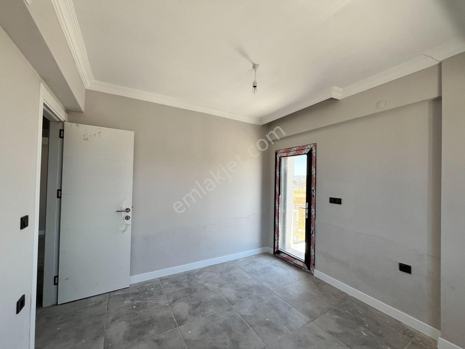 Seferihisar Düzce'de Villalar Bölgesinde 3+2 Sıfır Villa - Görsel 12