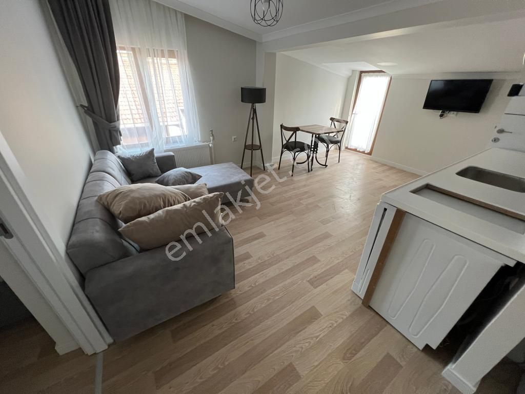 Çankaya Kazım Özalp Kiralık Daire  ÇANKAYA GAZİOSMANPAŞA KOZA CADDESİNDE 1+1 GİDERLER DAHİL EŞYALI TERAS BALKONLU  DAİRE 