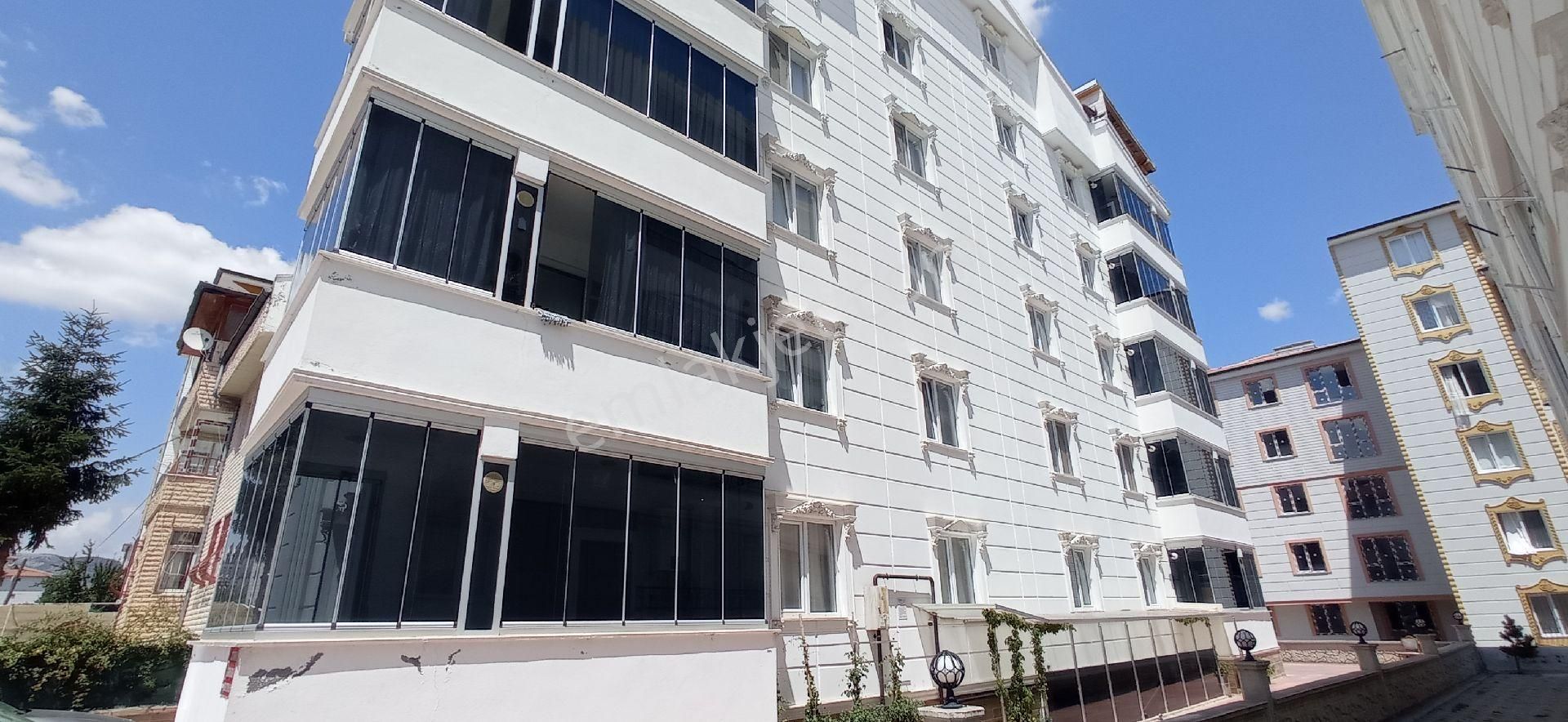 Turhal Cumhuriyet Kiralık Daire TURHAL PEKGÖZ EMLAKTAN KİRALIK DUBLEKS YENİ DAİRE