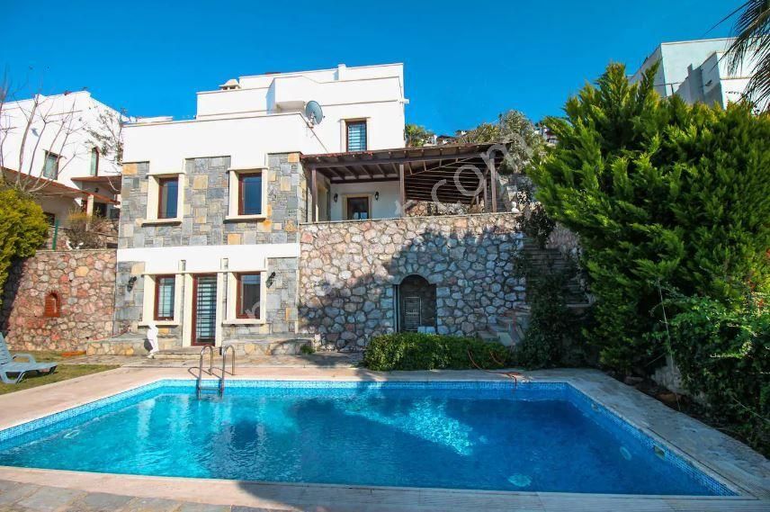 Bodrum Dirmil Satılık Villa  SEBA PRESTİJ EVLERİNDE 5+1 VİLLA