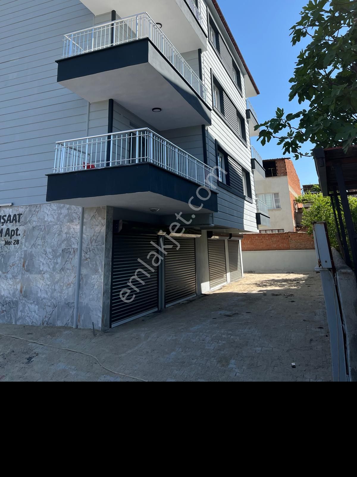 Salihli Güneş Satılık Daire  YUVAM GAYRİMENKUL'DEN SALİHLİ GÜNEŞ MAH.  SATILIK 2+1 SIFIR ÖZEL OTOPARKLI  DAİRE 108m2