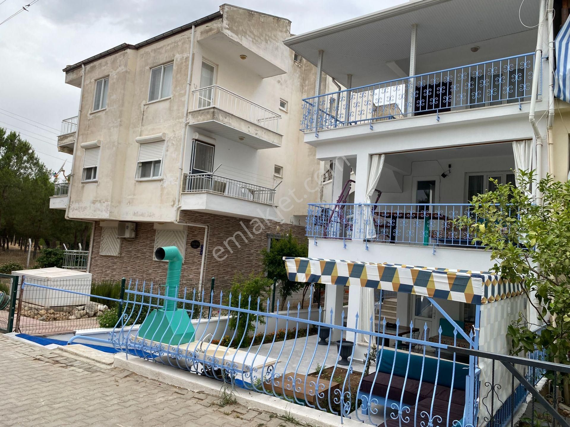 Aydın Didim Bahçe Katı Günlük Kiralık Daire  YENİ BİNA 2 +1 ŞARK KÖŞELİ BARBEKÜLÜ GİRİŞ KAT DAİRE 