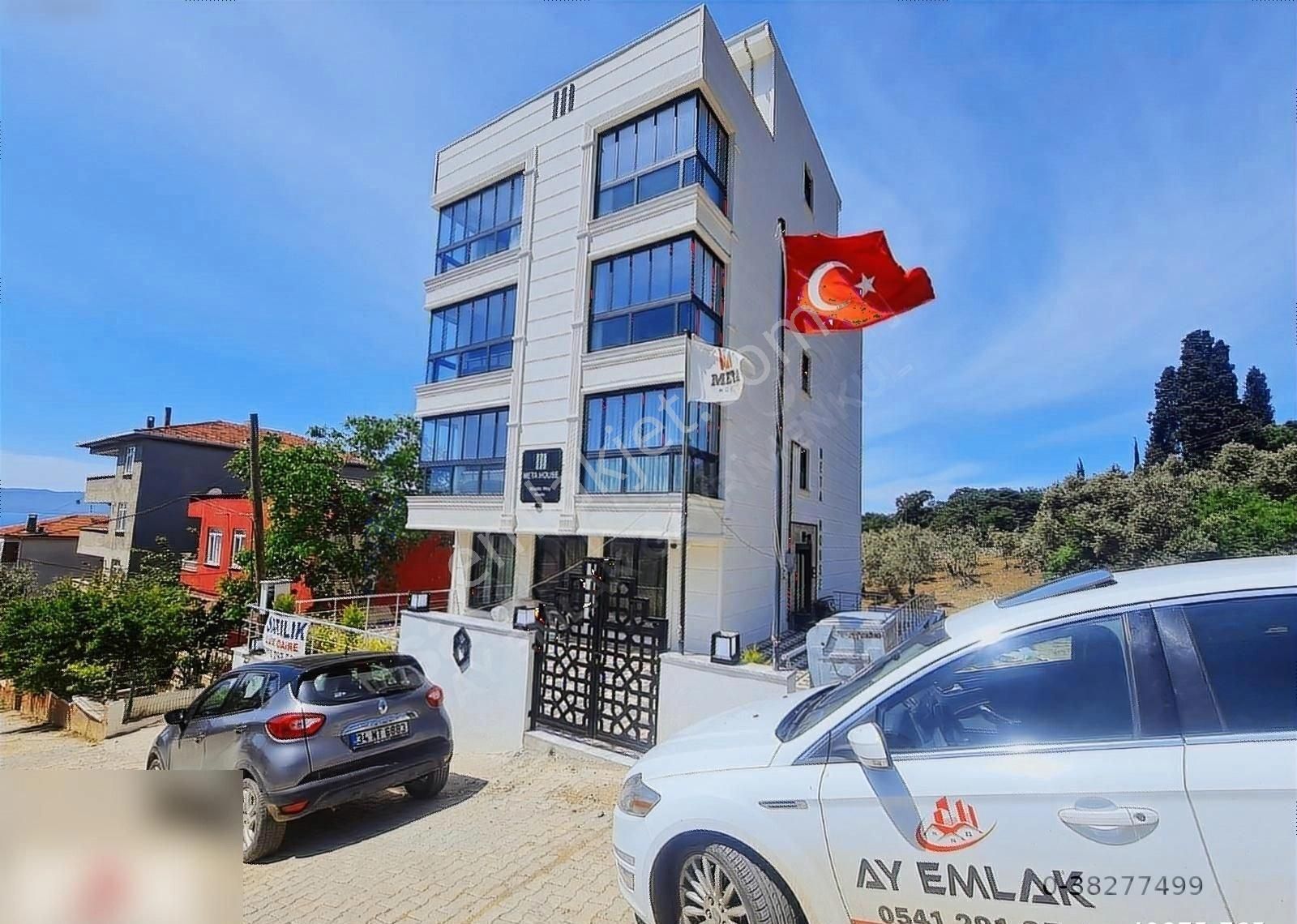 Armutlu Bayır Kiralık Daire AY EMLAK'TAN KİRALIK DENİZ-DOĞA MANZARALI LÜKS YAPILI 1+1 DAİRE