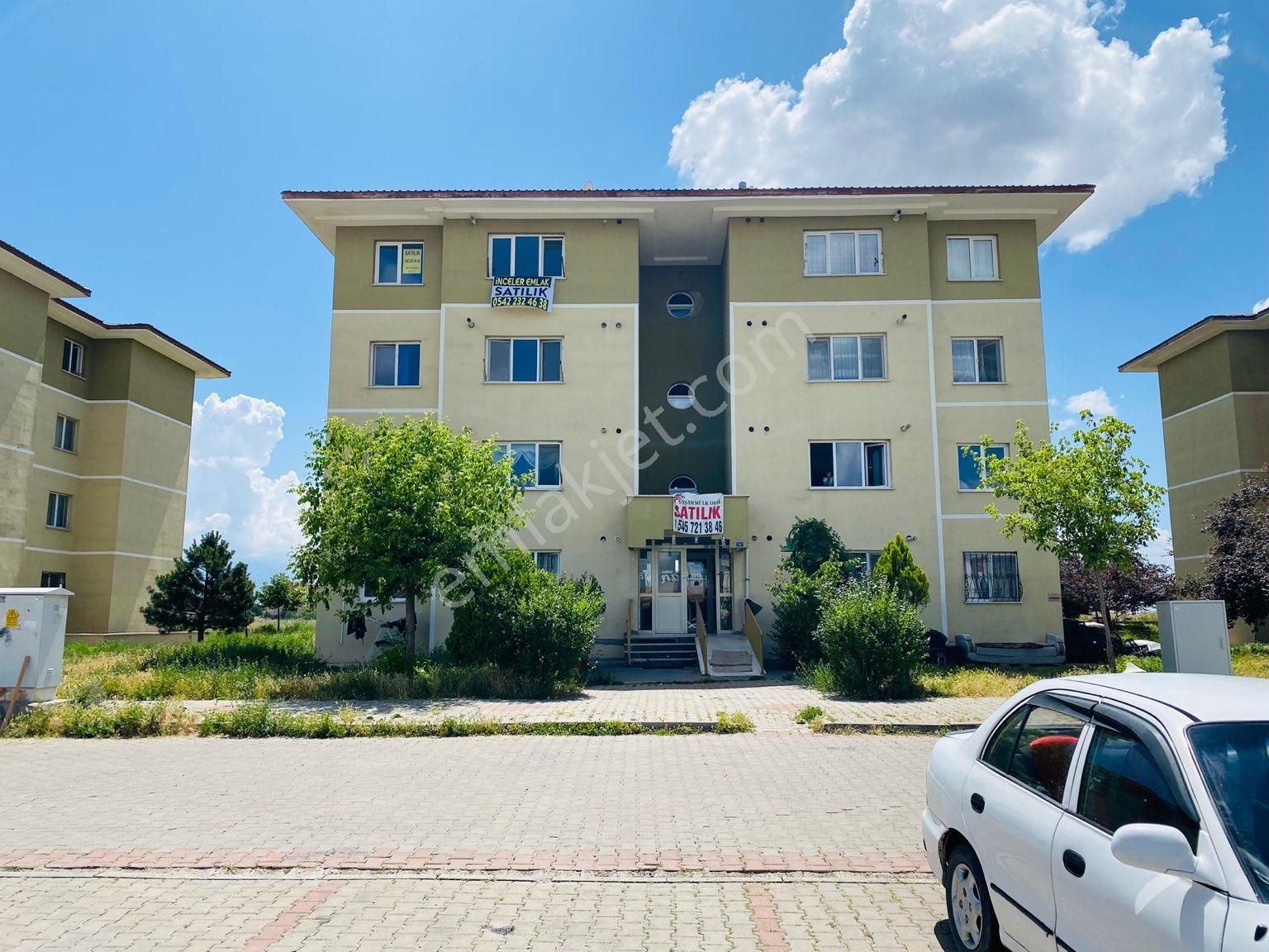 Melikgazi Demokrasi Satılık Daire TOKİ 8.BÖLGEDE 2+1 65m2 FULL YAPILI SÜPER KONUMLU SATILIK DAİRE