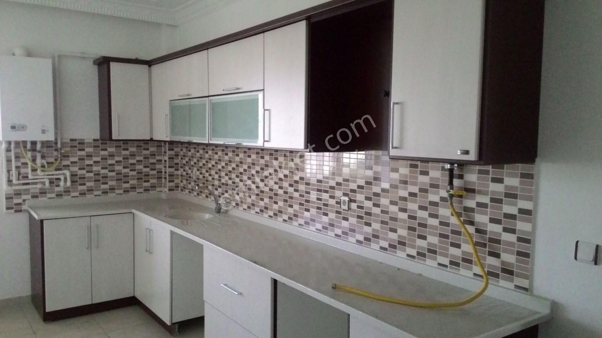 Talas Yenidoğan Kiralık Daire TALAS İL JANDARMA KARŞISINDA 3+1 KİRALIK DAİRE