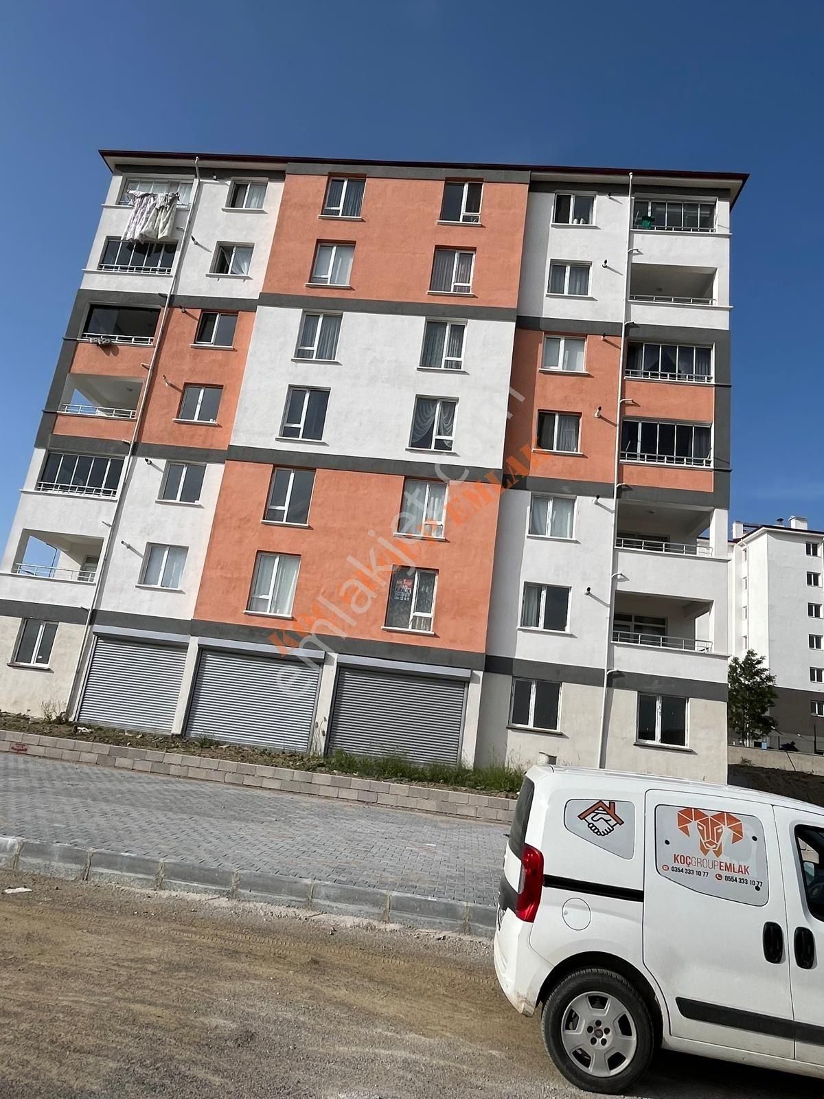 Yozgat Merkez Çapanoğlu Kiralık Daire  ÜNİVERİSTE YOLU 3+1 YENİ BİNA