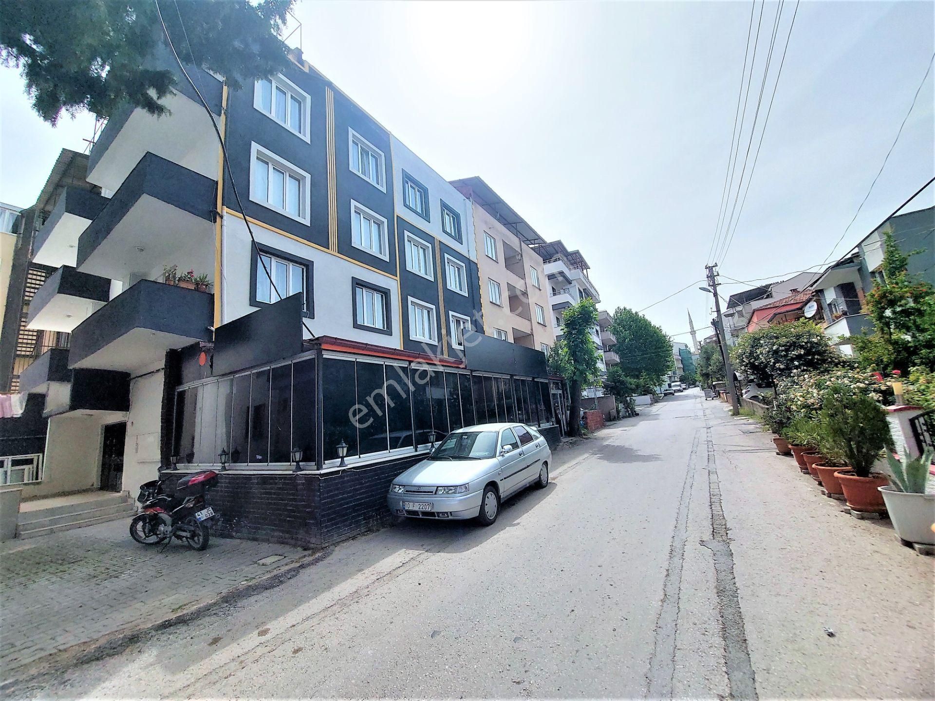 Altıeylül Sütlüce Kiralık Dükkan & Mağaza  EL/YA Kasaplar Mah. 250 m2 Soma Cad Yakını DEVİR ÜCRETİ YOKTUR