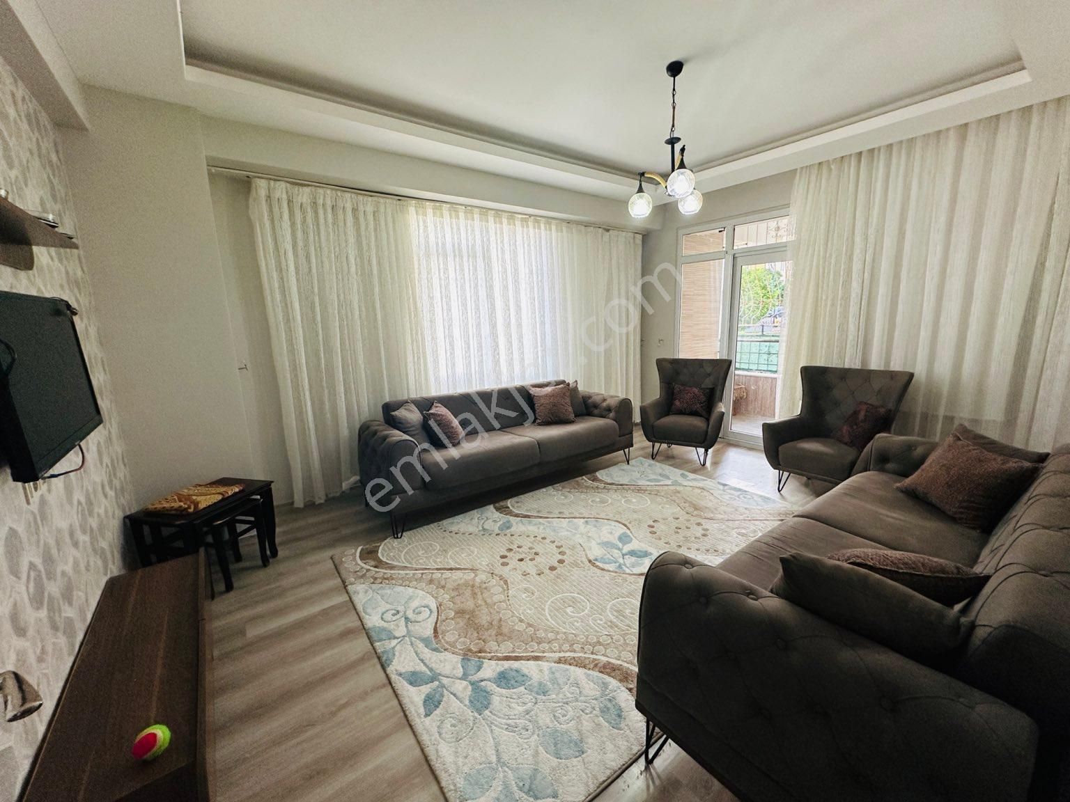 Karaköprü Seyrantepe Satılık Daire KARAKÖPRÜ SEYRANTEPEDE ACİL SATILIK 3+1 DAİRE