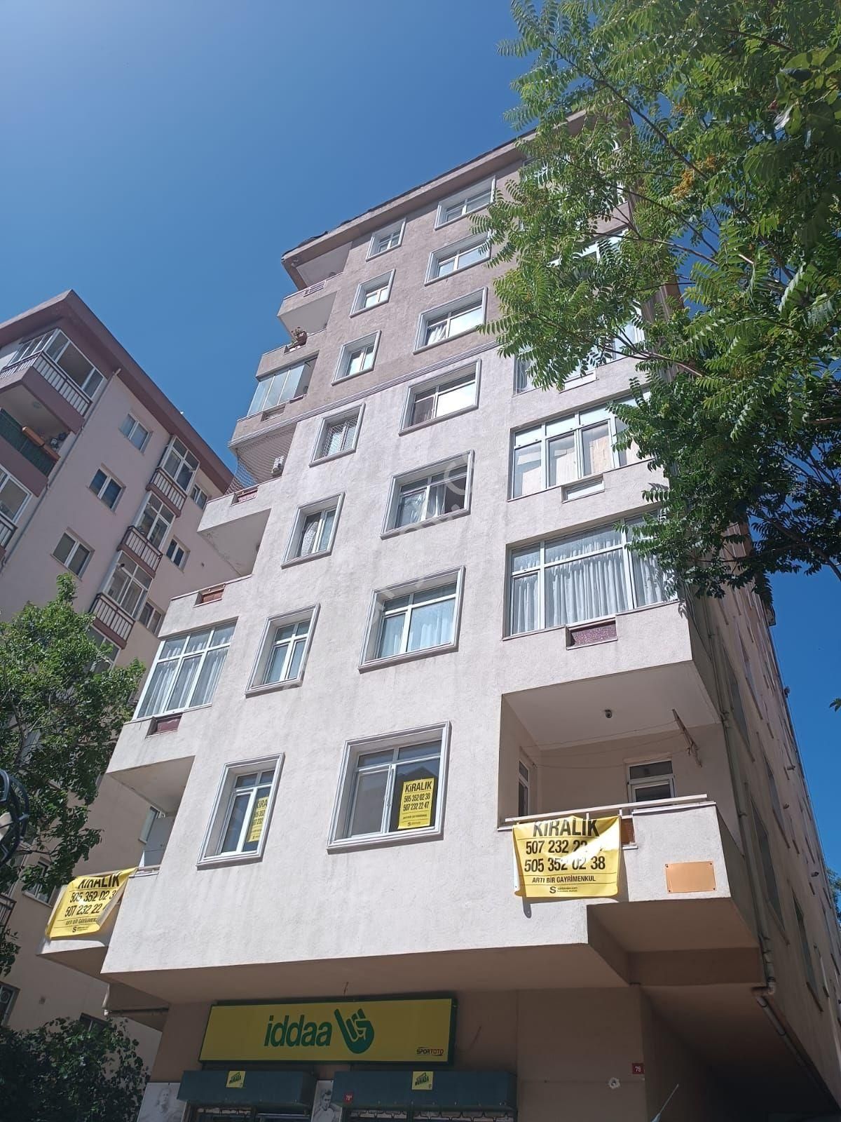 Ataşehir İçerenköy Kiralık Daire İÇERENKÖY ANA CADDE ÜZERİ 3+1 KİRALIK DAİRE