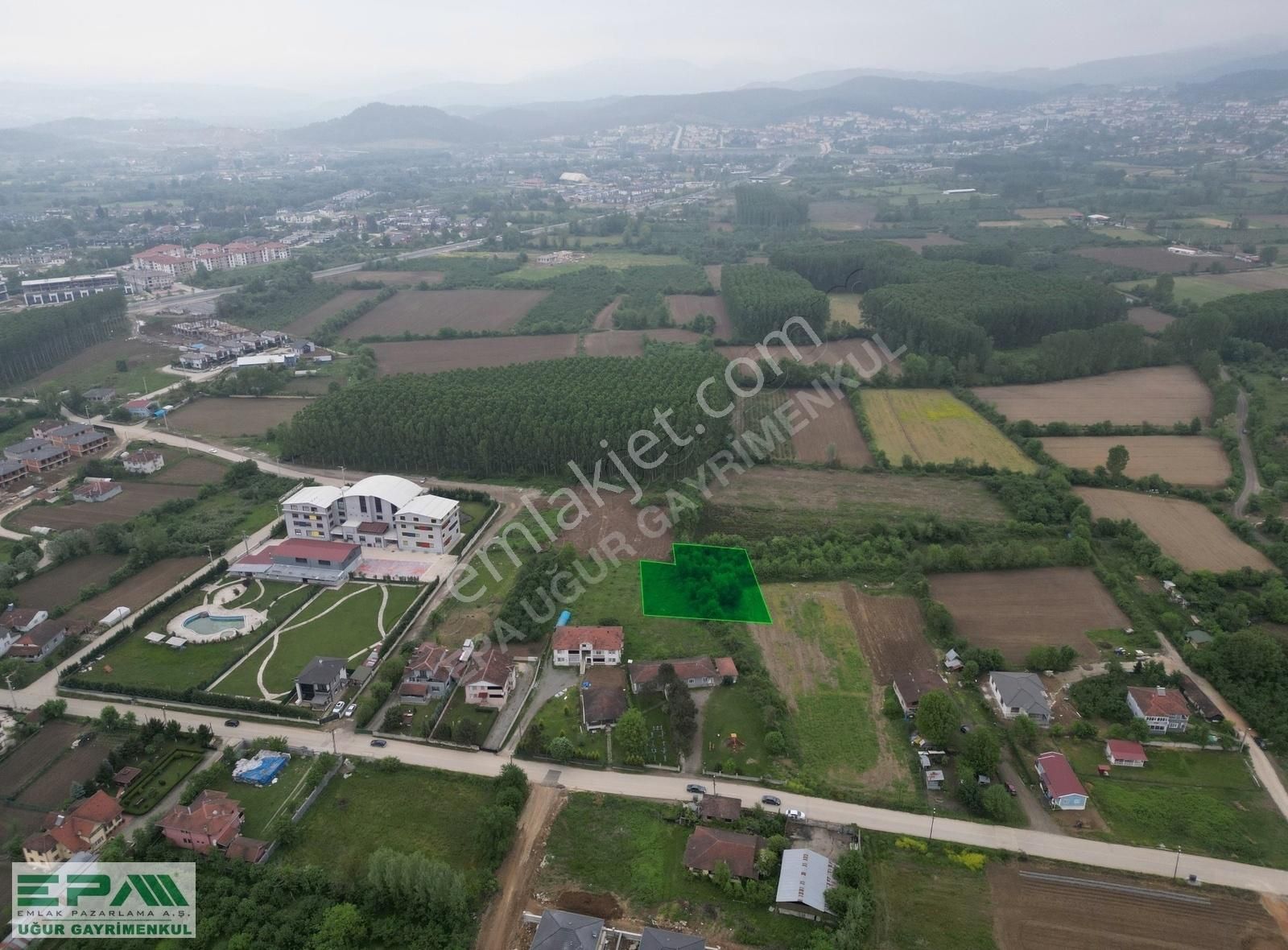 Düzce Merkez Yahyalar Satılık Konut İmarlı EPA UĞUR'DAN YAHYALAR'DA VİLLA YAPIMINA UYGUN KAT KARŞILIĞI ARSA