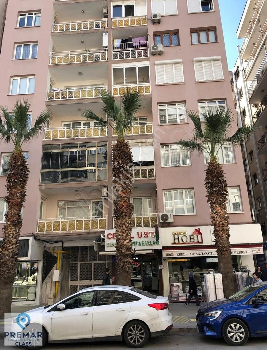 Bayraklı Mansuroğlu Satılık Dükkan & Mağaza İzmir Bayraklı işlek cadde üzerinde satılık dükkan