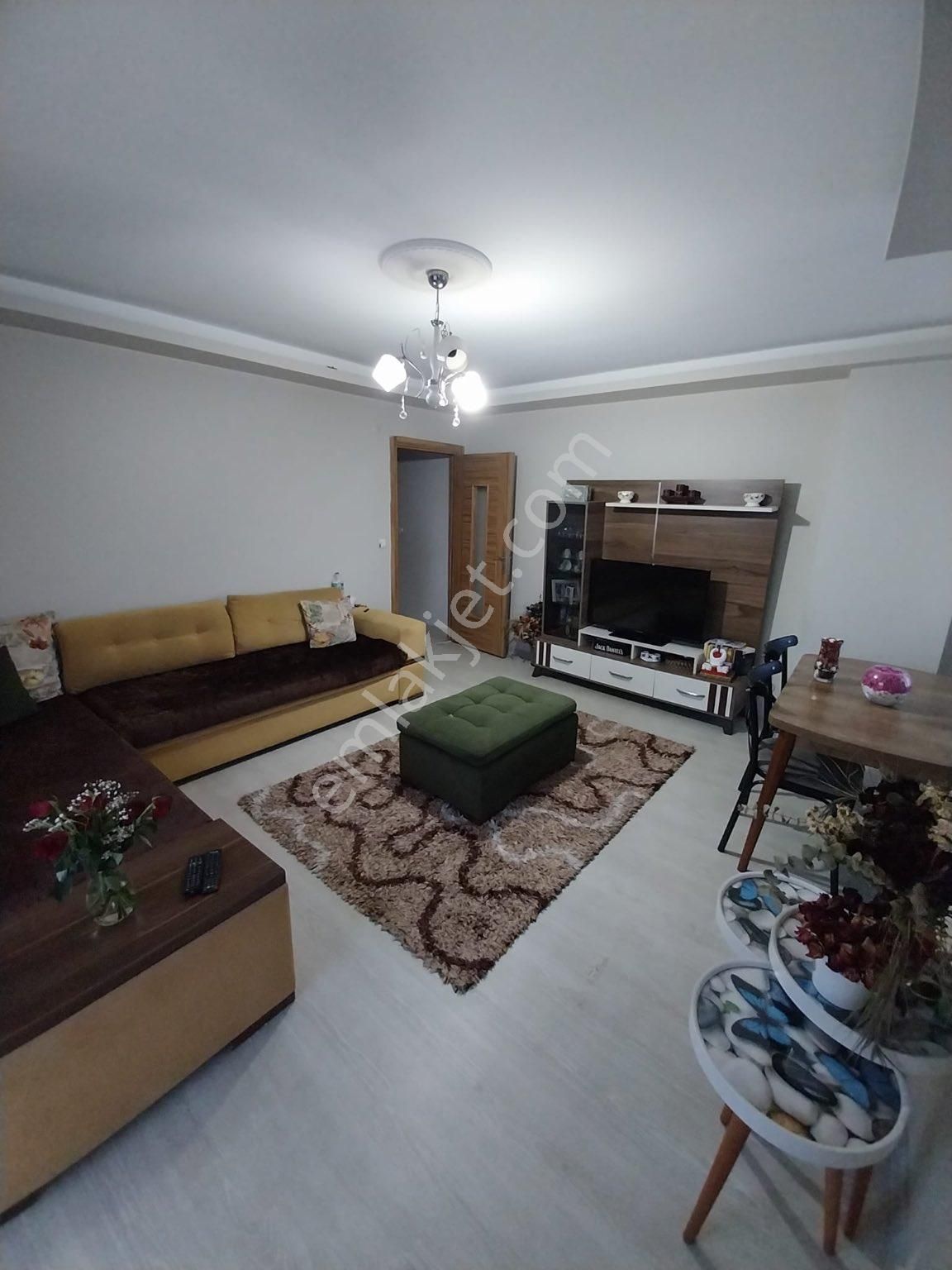 Esenyurt Süleymaniye Satılık Daire SATILIK 2+1 KULLANIŞLI DAİRE