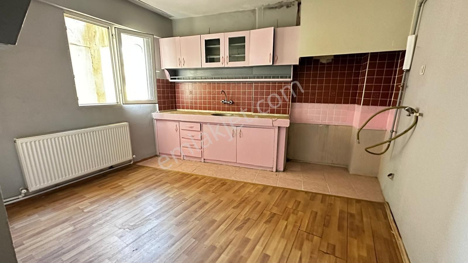 Nazilli Turan Satılık Daire TURAN MAHALLESİNDE DOGALGAZLI DAİRE