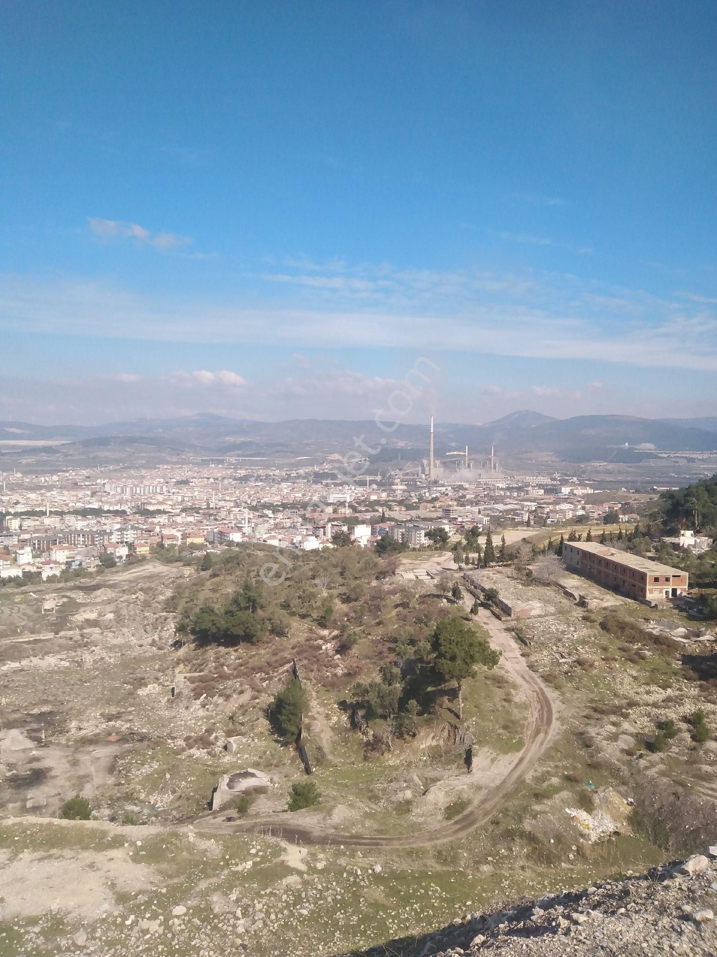 Soma Samsacı Satılık Tarla Manisa Soma Merkezede 3624 M2 Tarla Tepe Konumda Soma Manzaralı