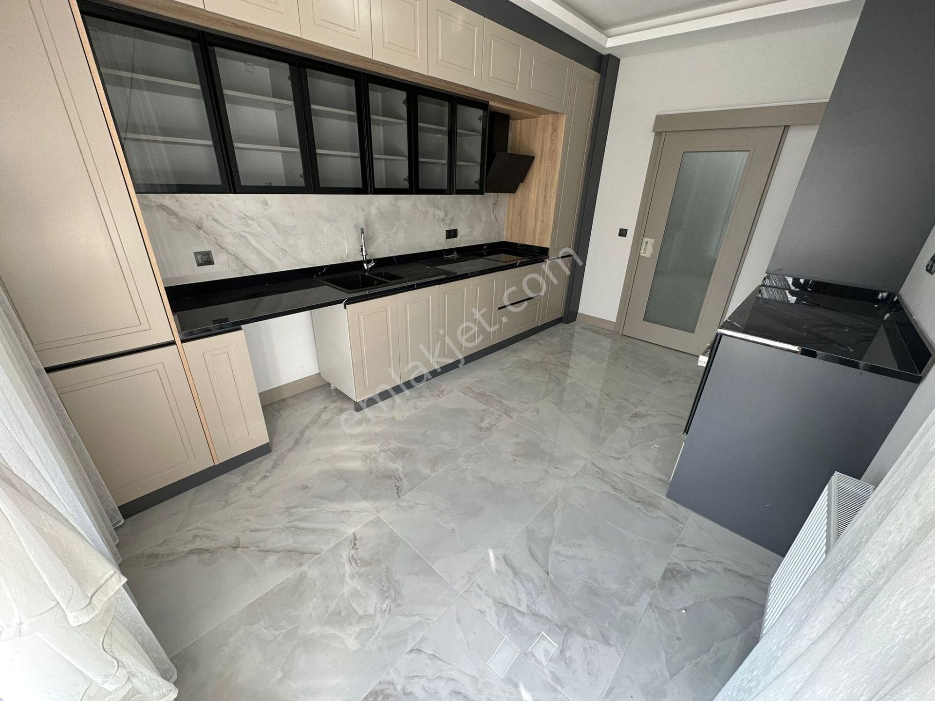 Etimesgut Bağlıca Satılık Daire  *EMLAK KÜPÜ* BAĞLICA MAH'DE HAYRAN BIRAKAN YAPISIYLA ULTRA LÜX 4+1 165m² SATILIK DAİRE