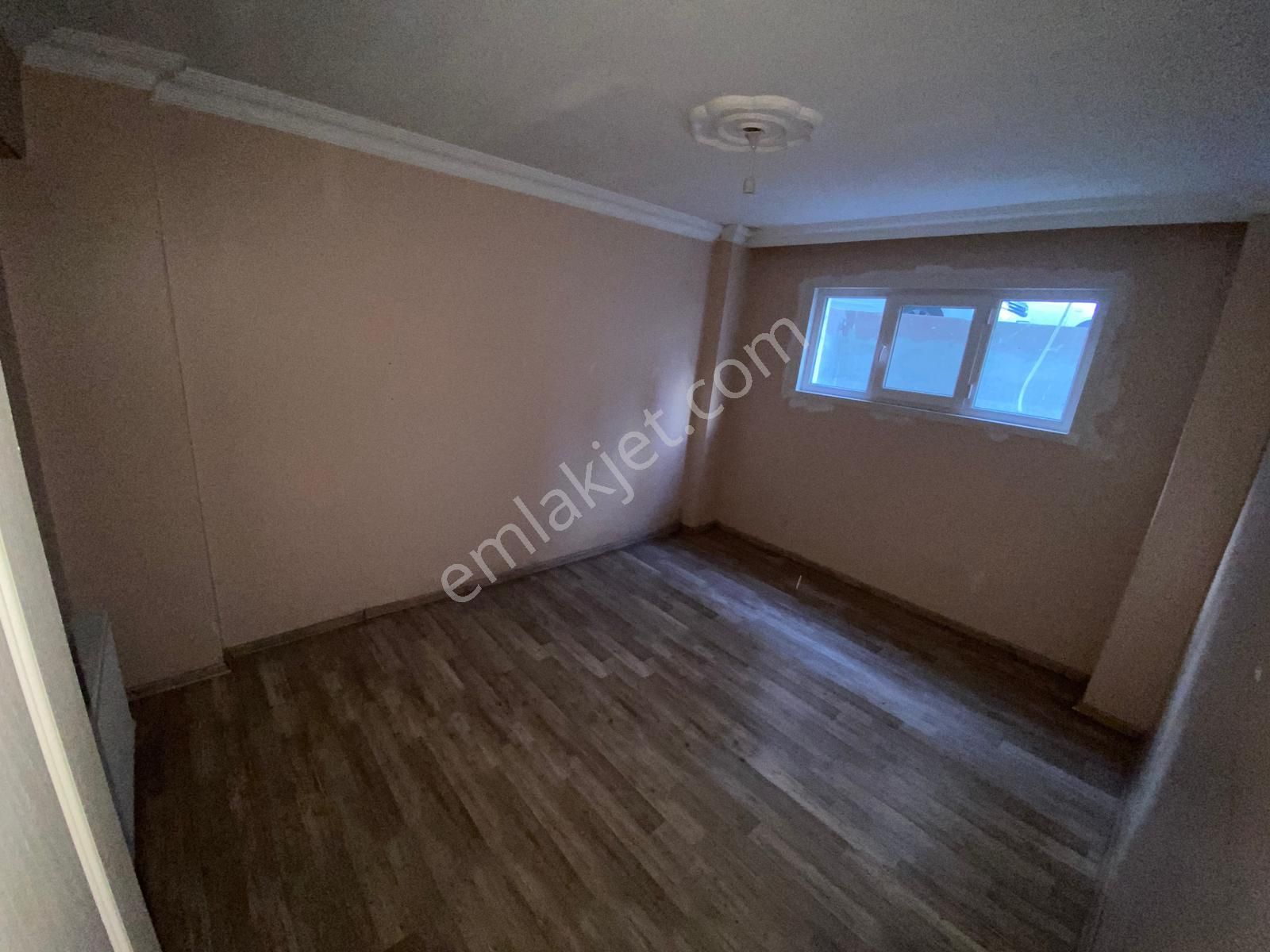 Sultangazi Cebeci Kiralık Daire  HOME'DAN CEBECİ MAH'DE MERKEZ CAMİSİNE YAKIN KİRALIK 125M 3+1...