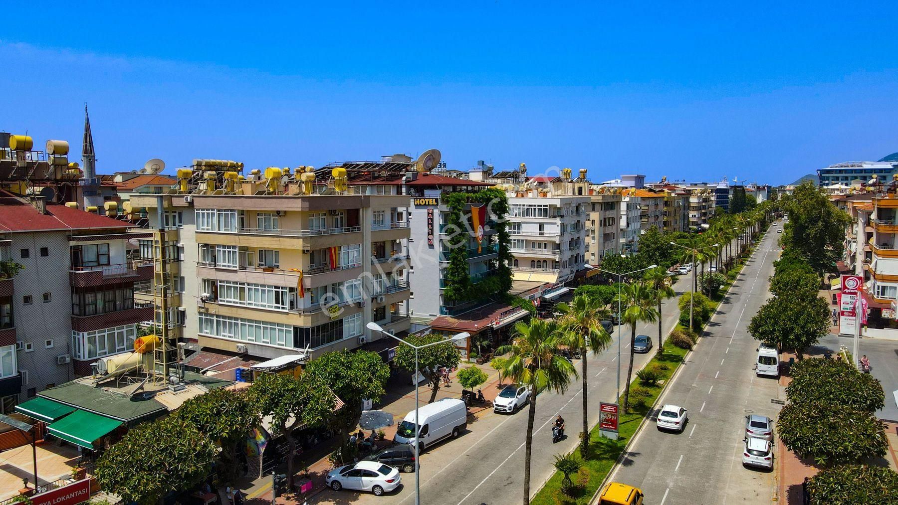 Alanya merkez damlataşta cadde cepheli̇ masrafsiz devren i̇ş yeri̇