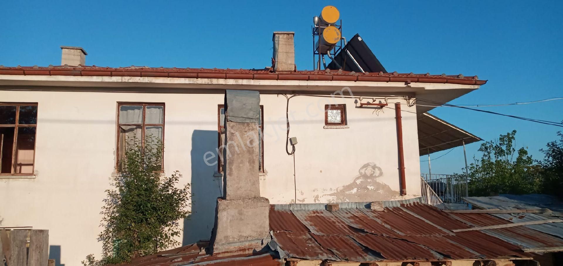 Mudurnu Bostancılar Köyü (100. Yıl) Satılık Konut İmarlı Mudurnu 100.yıl Koyunde Mustakıl 2 Katlı Ev