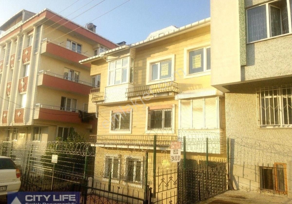 Çorlu Nusratiye Satılık Villa NUSRATİYE MAHALLESİNDE 298M2 ARSA İÇİNDE SATILIK VİLLA