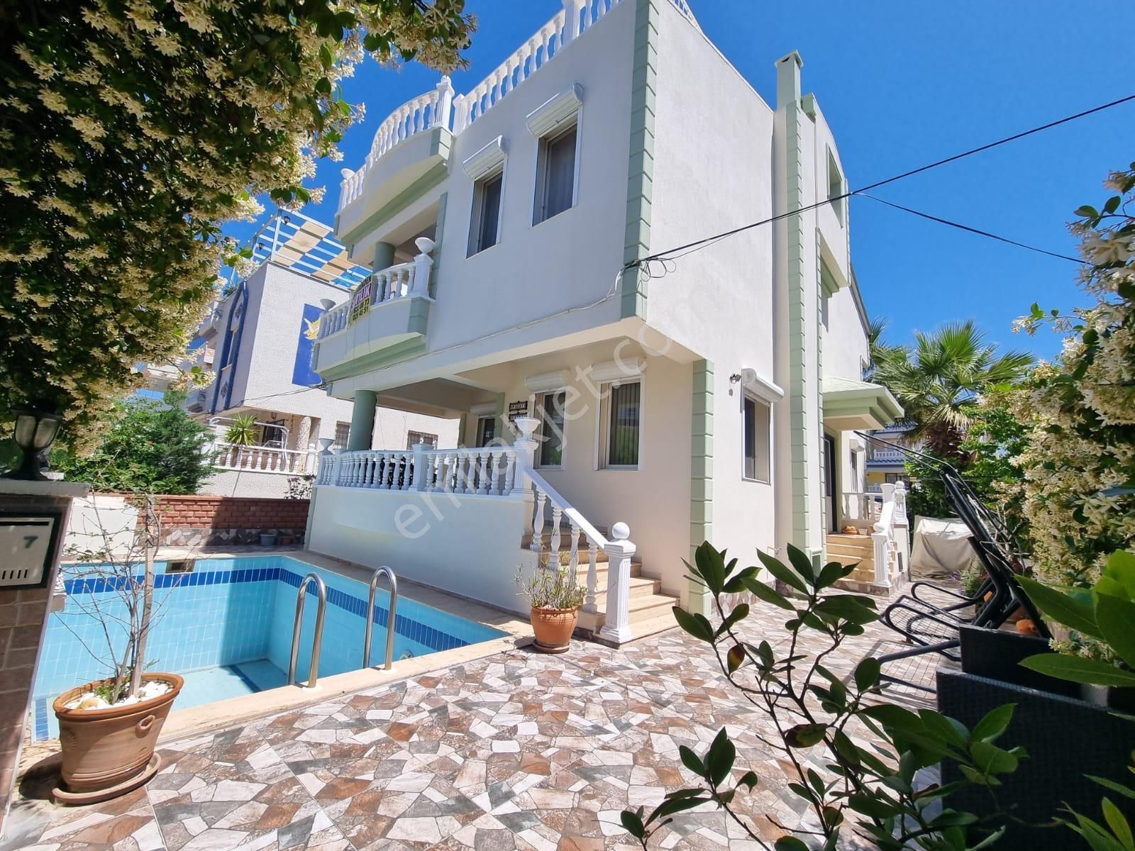 Didim Çamlık Satılık Villa  AYDIN DİDİM ALTINKUM ÇAMLIKTA 4+1 AYRI MUTFAKLI EŞYALI HAVUZLI TAM BAĞIMSIZ VİLLAMIZ SATILIKTIR