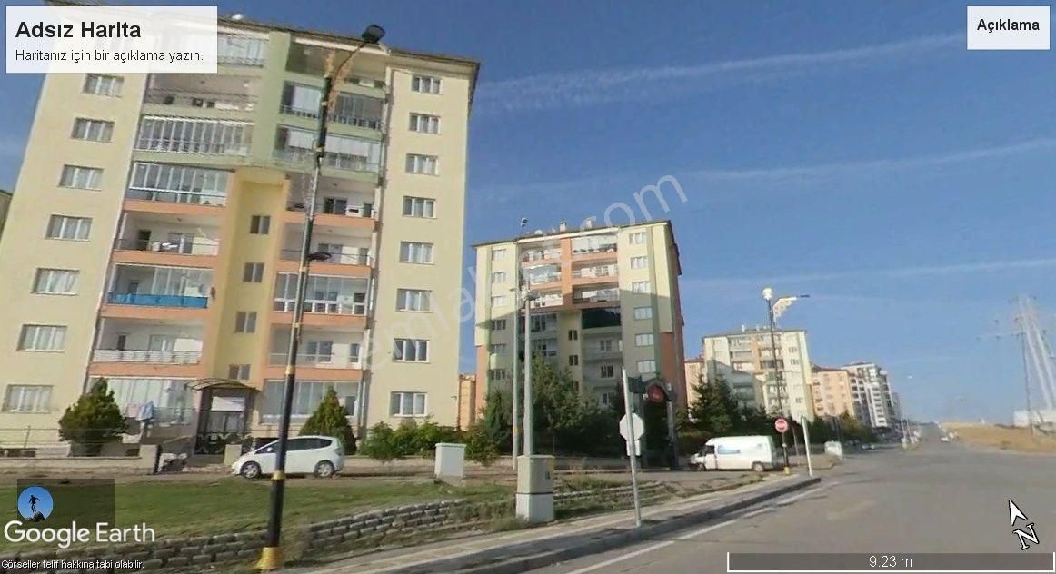 Damla Emlaktan Üniversite Tokide Kiralık 3+1 Daire