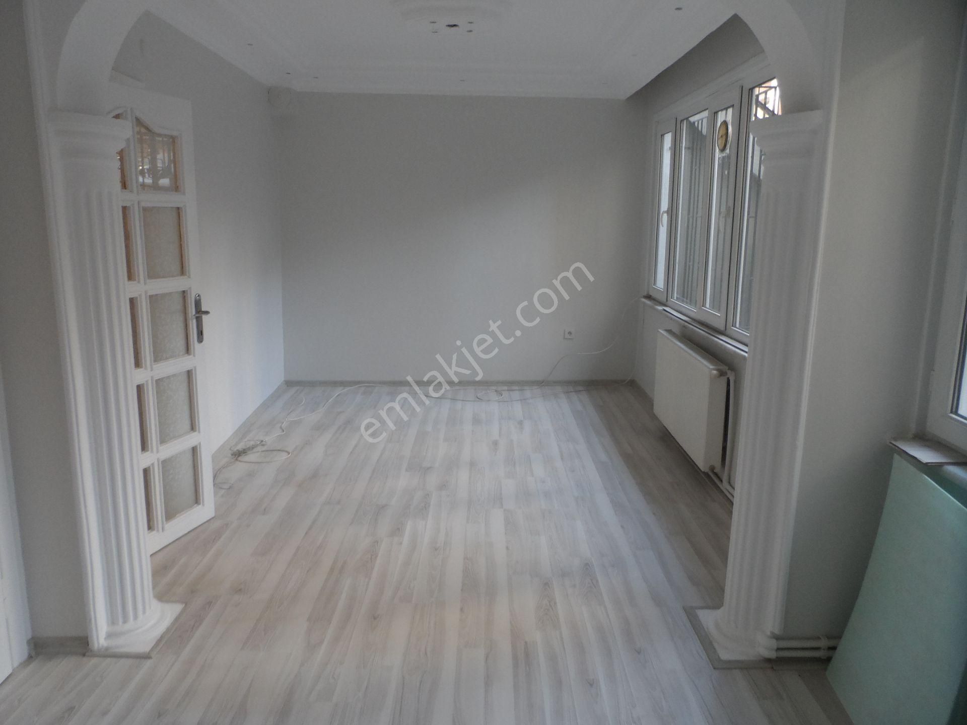 Güngören Haznedar Satılık Daire  Güngören Haznedar Mah Full Yapılı 2+1 90m2 Satılık Bahçe Kat