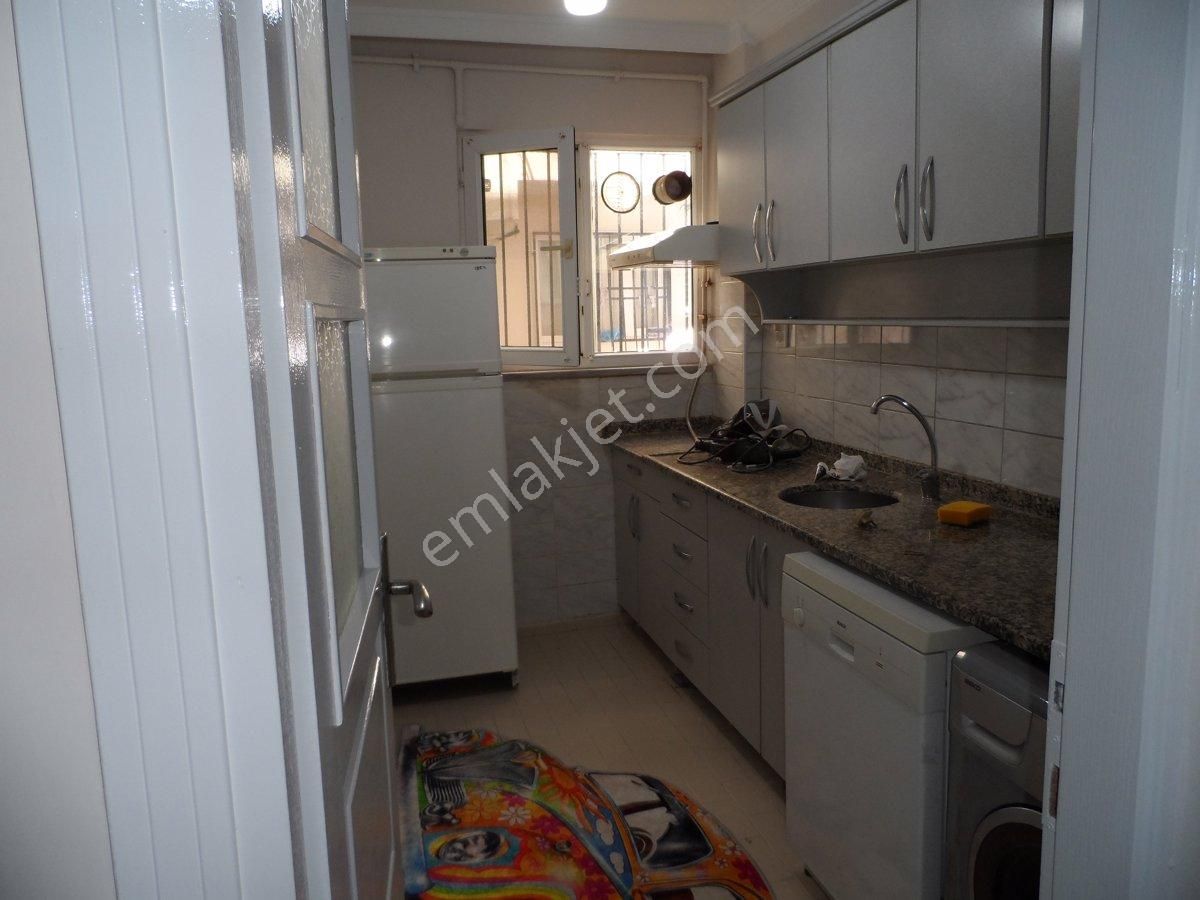 Bayrampaşa Orta Kiralık Daire BAYRAMPAŞA MERKEZE METRORA YAKIN KONUM KİRALIK 1+1 EŞYALI DAİRE