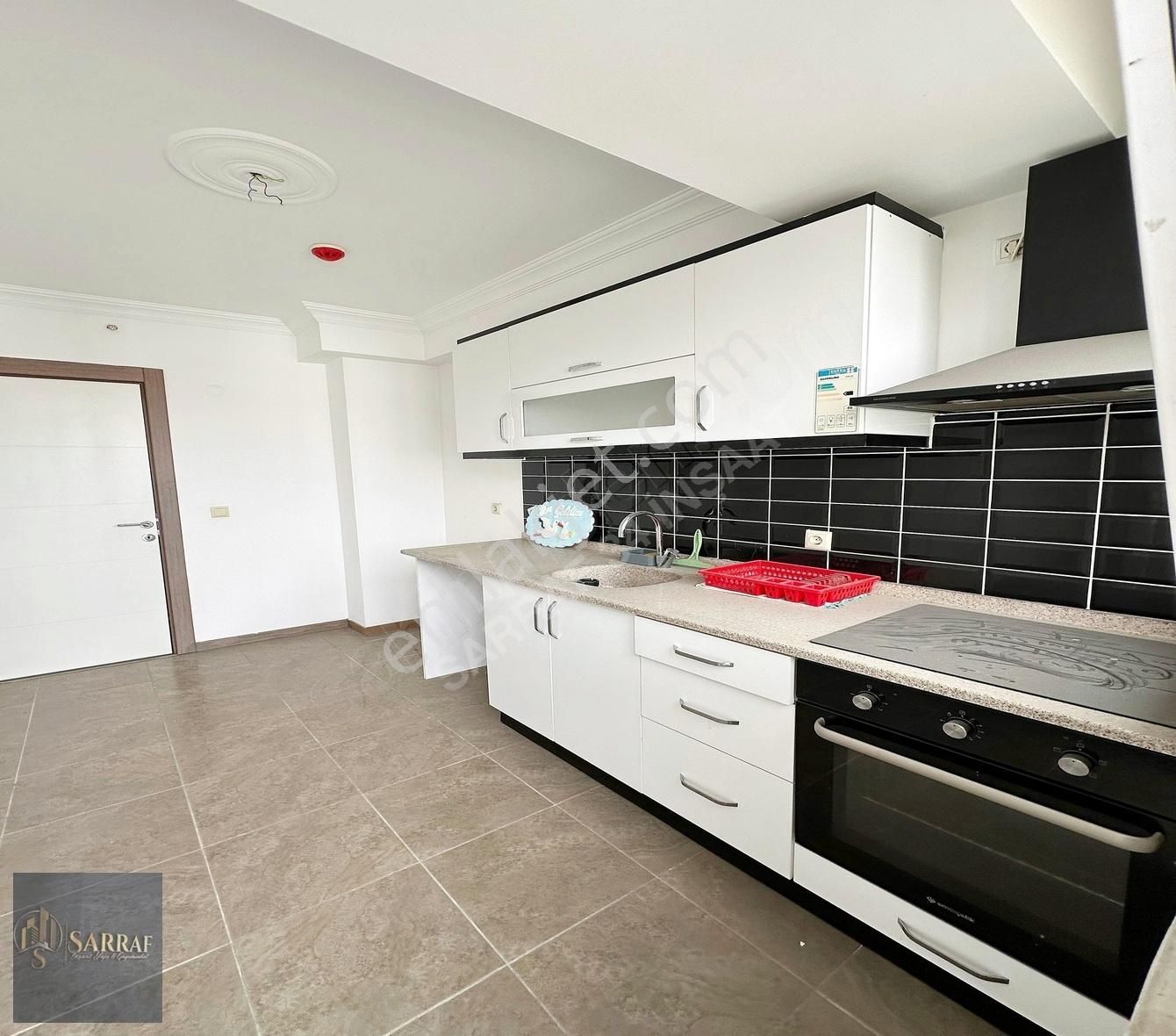 Beylikdüzü Sarraf'tan Havuzlu Full Sitede Geniş M2 Metrobüs 4 Dk - Görsel 24