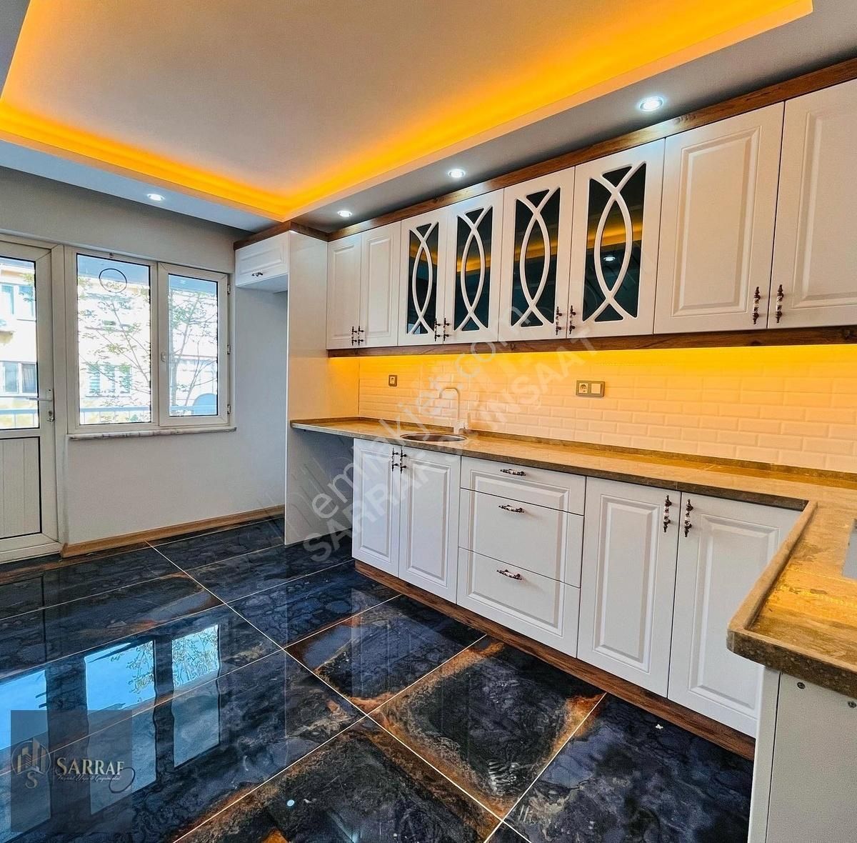 Beylikdüzü Sarraftan Devasa M2 3+1 Dekorlu Daire - Görsel 17