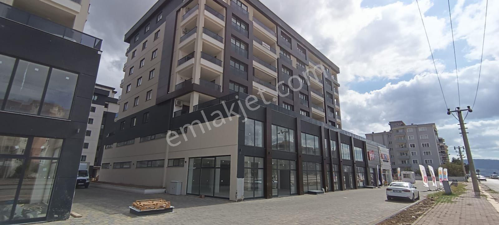 Çanakkale Merkez Esenler Kiralık Dükkan & Mağaza Çanakkale Merkez ana cadde üzerinde730 m2 kiralık işyeri