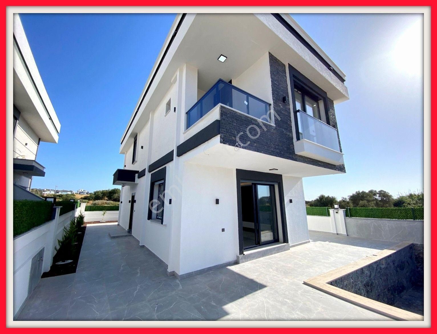 Didim Hisar Satılık Yazlık  Didim'de Satılık 4+1 Tam Müstakil Villa