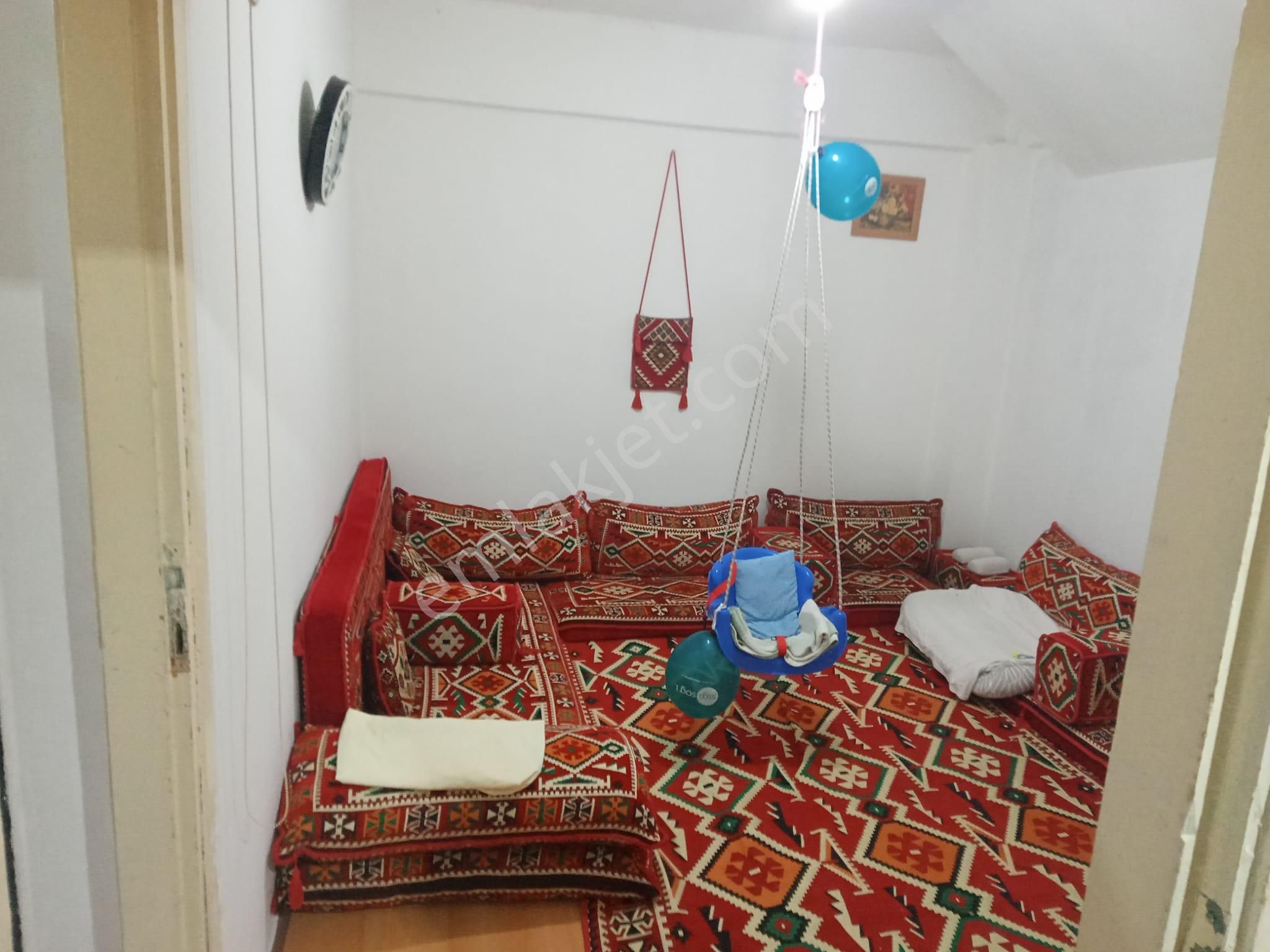 Esenler Nine Hatun Satılık Daire  NİNE HATUNDA BAHÇE KATI 2+1 SATILIK DAİRE