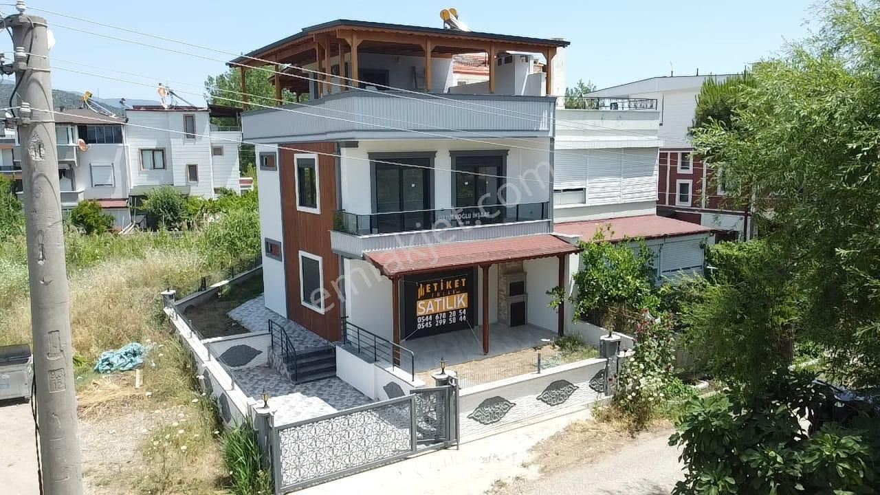 Edremit Güre Satılık Villa  ETİKET EMLAK'TAN MÜSTAKİL SATILIK VİLLA