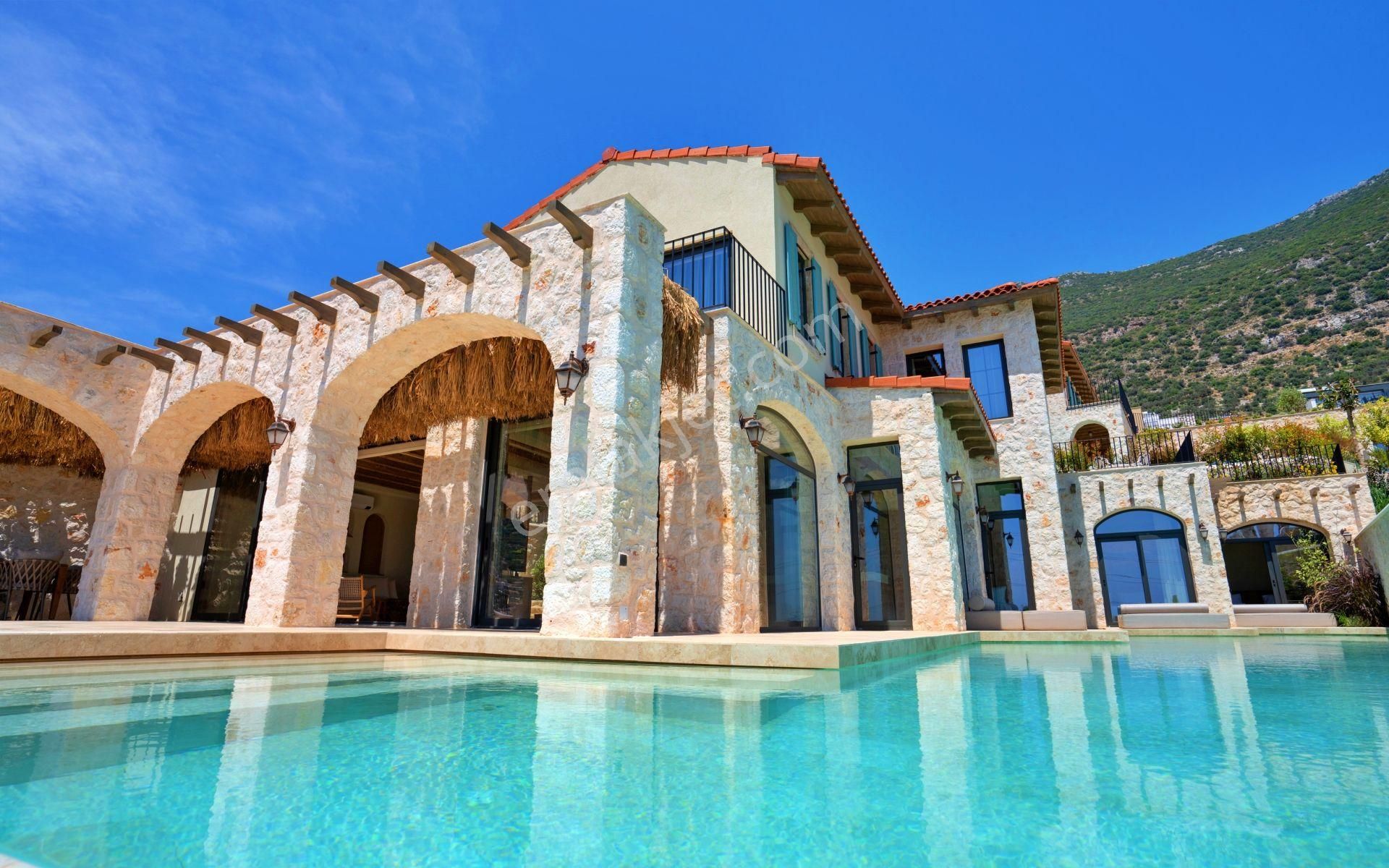 Antalya Kaş Havuzlu Günlük Kiralık Villa  Villa Muses Erato