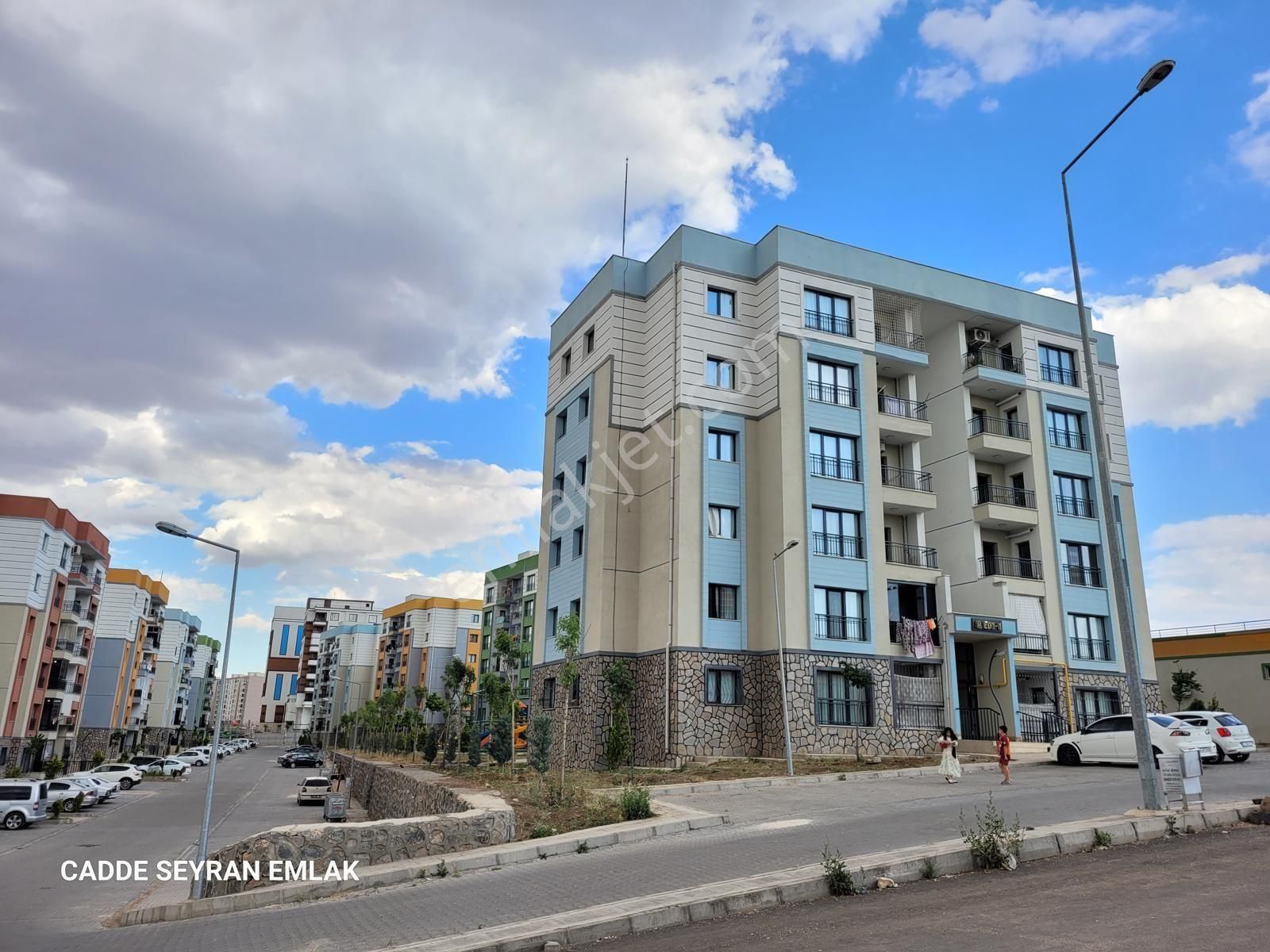 Karaköprü Seyrantepe Satılık Daire CADDE SEYRAN'DAN SATILIK 3+1 1.KAT YENİ TOKİ TAKSİTLİ 