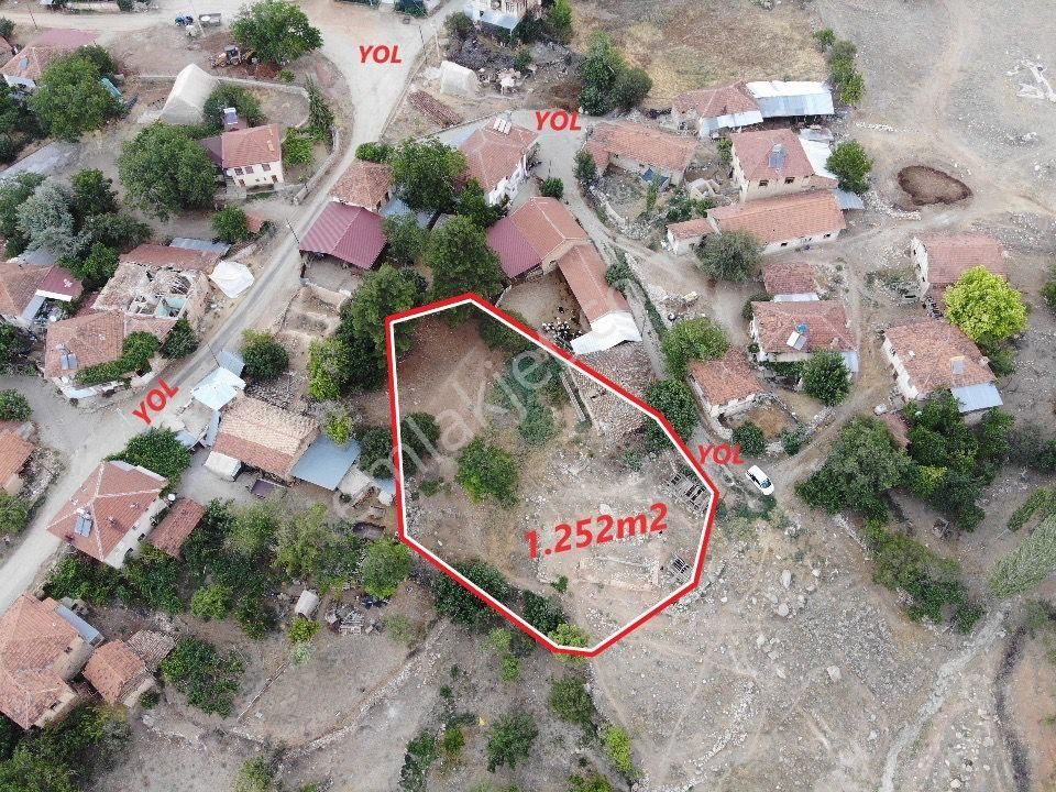 Elmalı Kışla Satılık Konut İmarlı  ANTALYA ELMALI KIŞLA MAHALLE MERKEZİNDE 2 KATA İMARLI 1.252m2 SATILIK ARSA