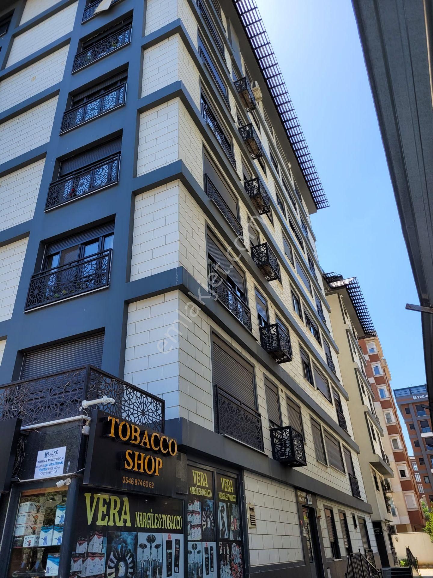 Kadıköy Göztepe Kiralık Daire BURÇ EMLAK'TAN GÖZTEPE MİNİBÜS CADDESİNDE 3+1, 4 YILLIK BİNADA 110M2 DAİRE