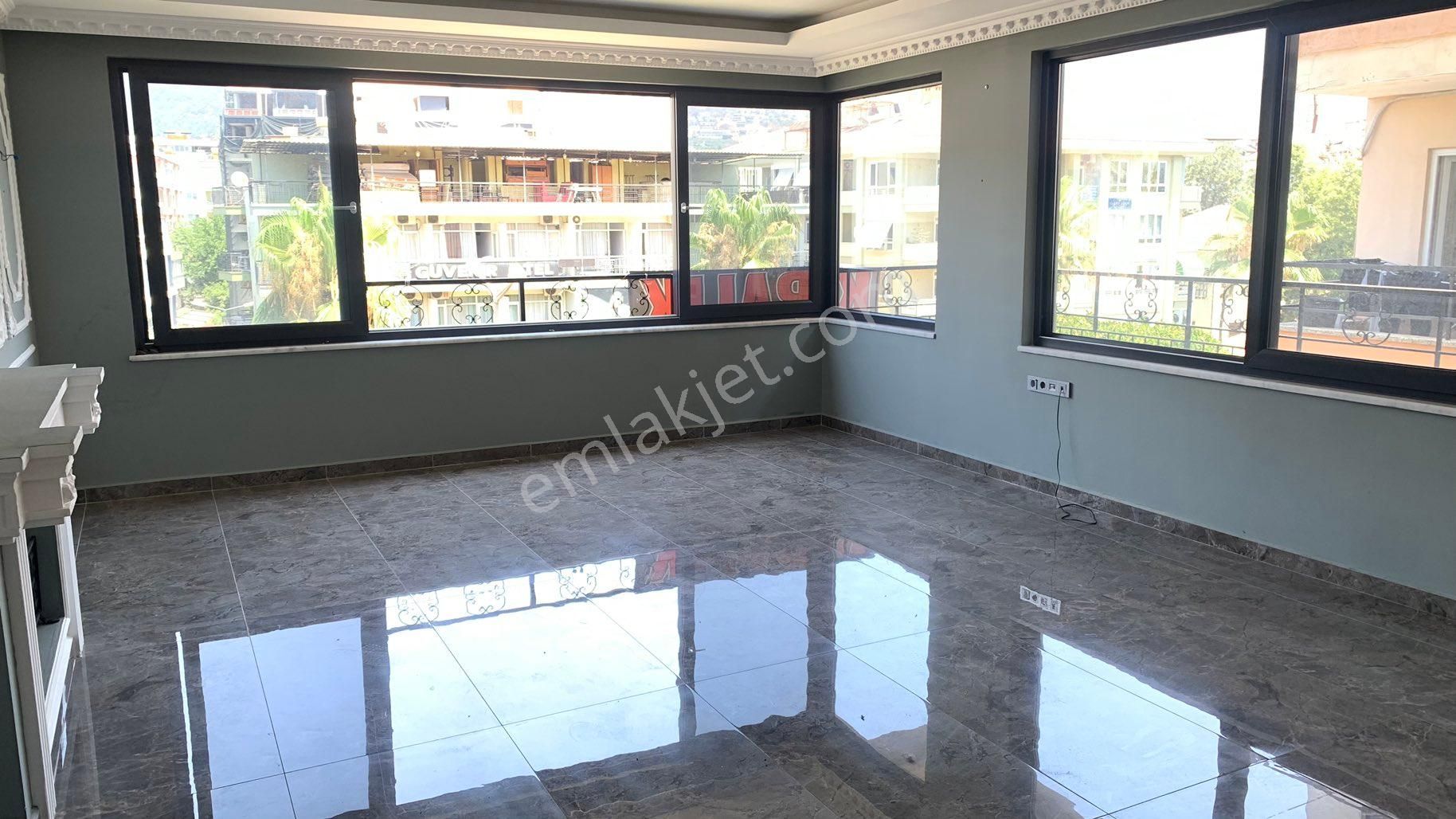 Alanya Şekerhane Kiralık Daire ATATÜRK CADDESİ ÜZERİ KİRALIK OFİS